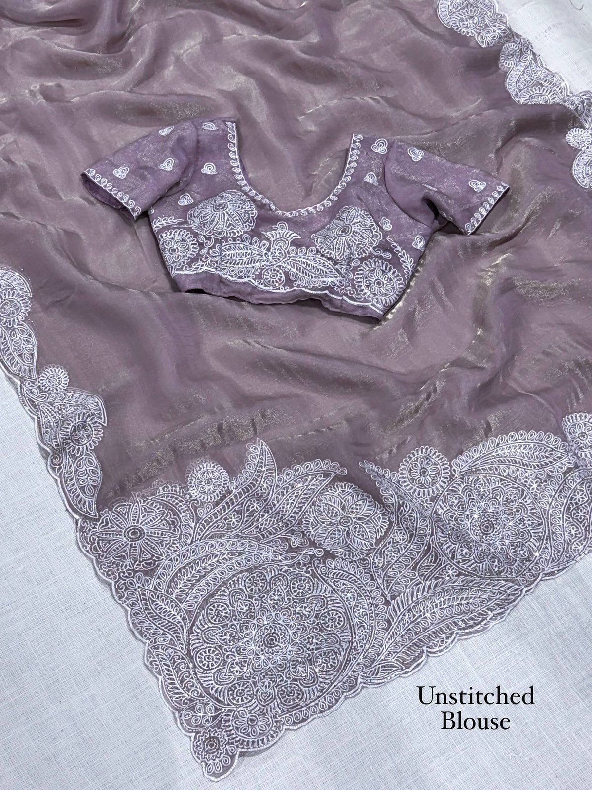 Lavender Soft Celebrity Silk Thread Embroidery Work Saree