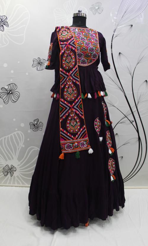 Beautiful Designer Navratri Garba Special Chaniya Choli