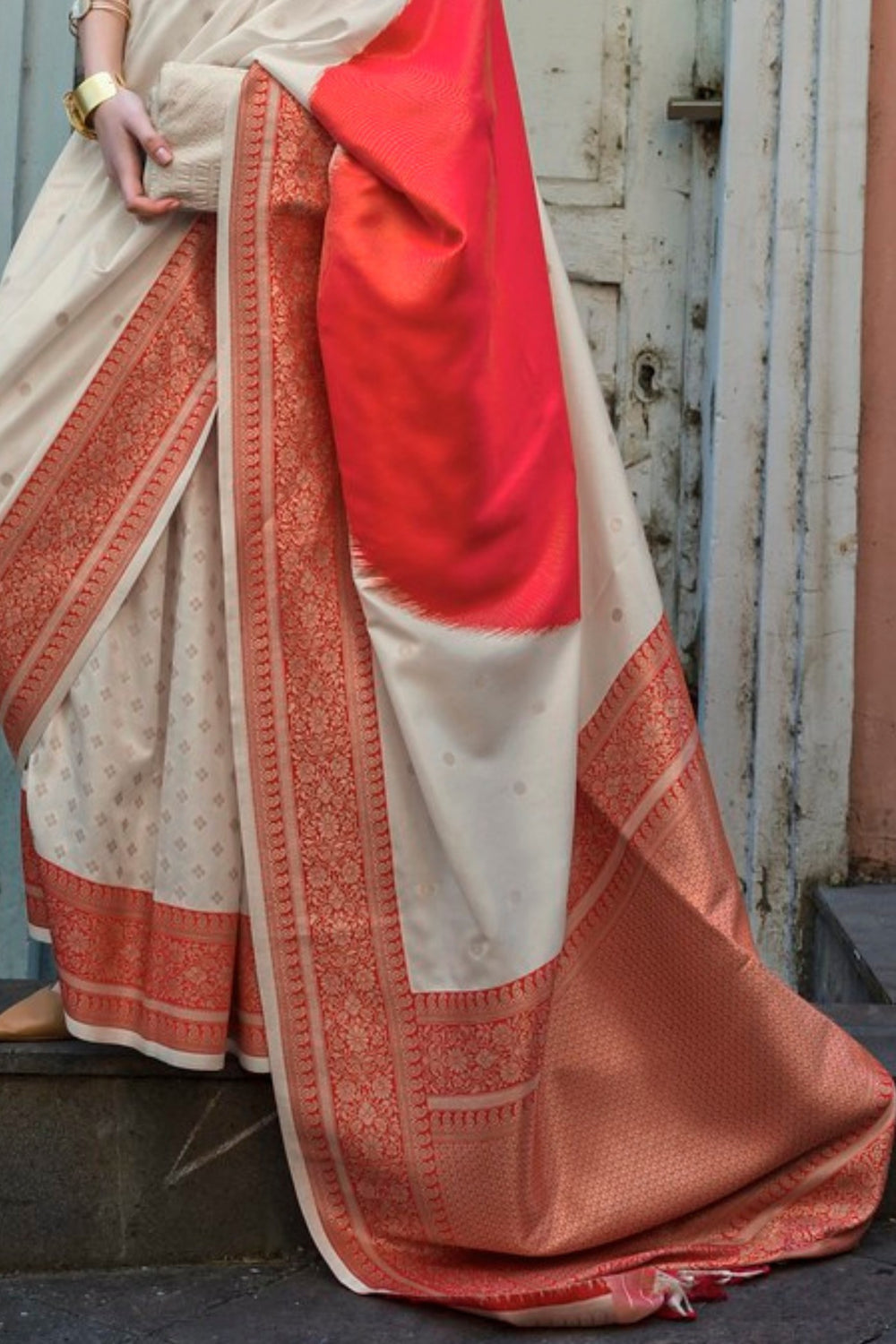 Cream Pure Soft Banarasi Handloom Banarasi Saree