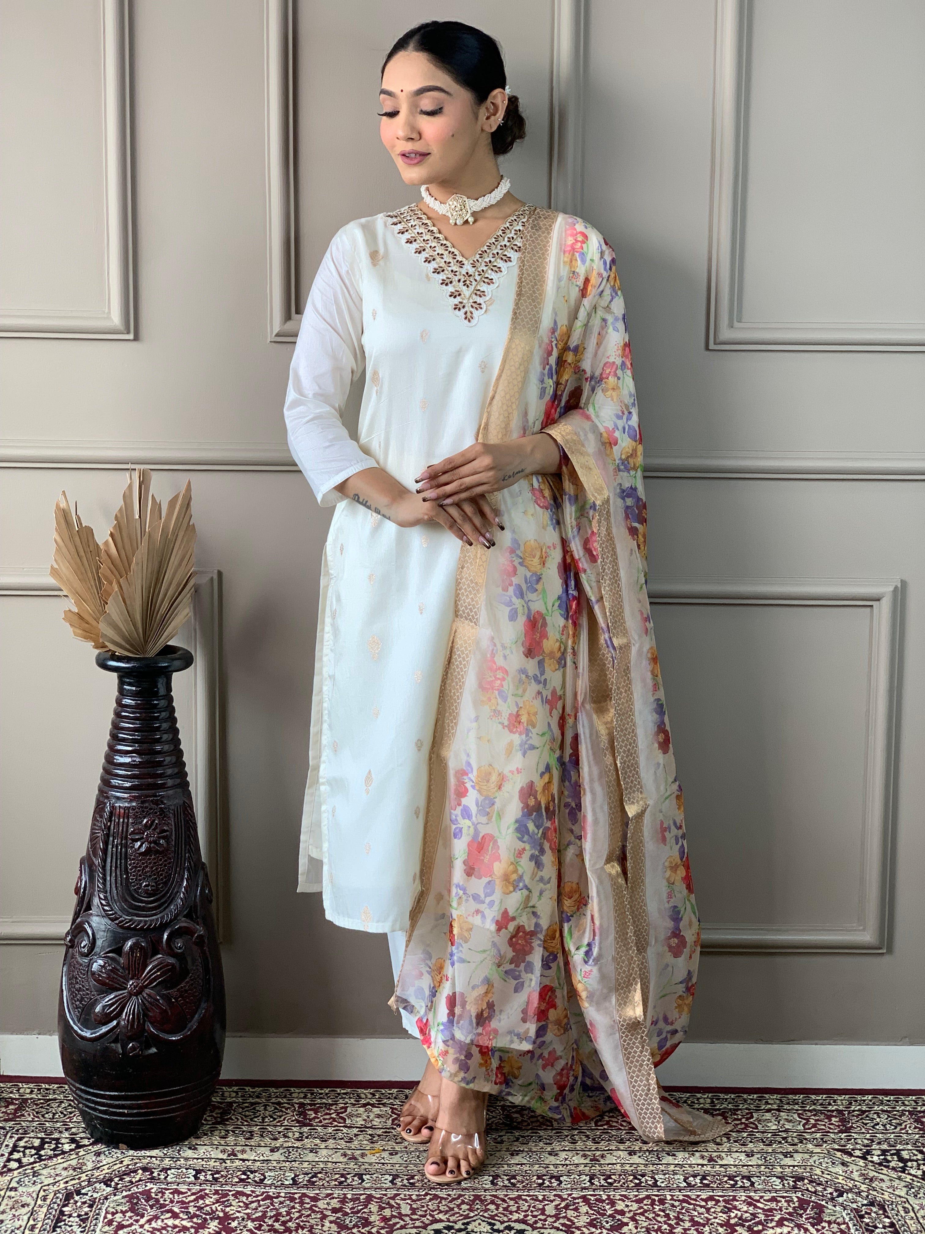 Off-White Viscose Nylon Kurti Set with Floral Jacquard Dupatta