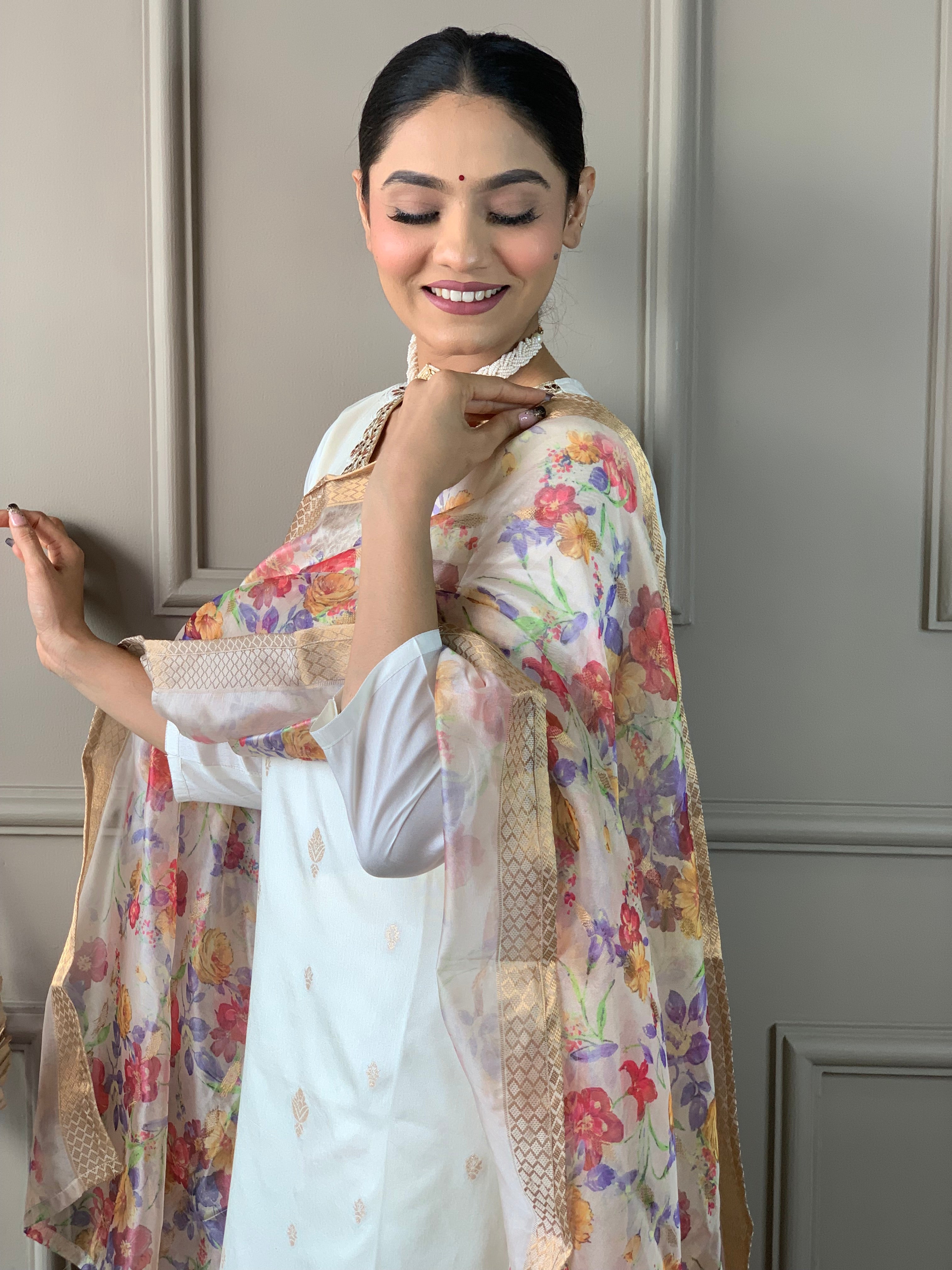 Off-White Viscose Nylon Kurti Set with Floral Jacquard Dupatta
