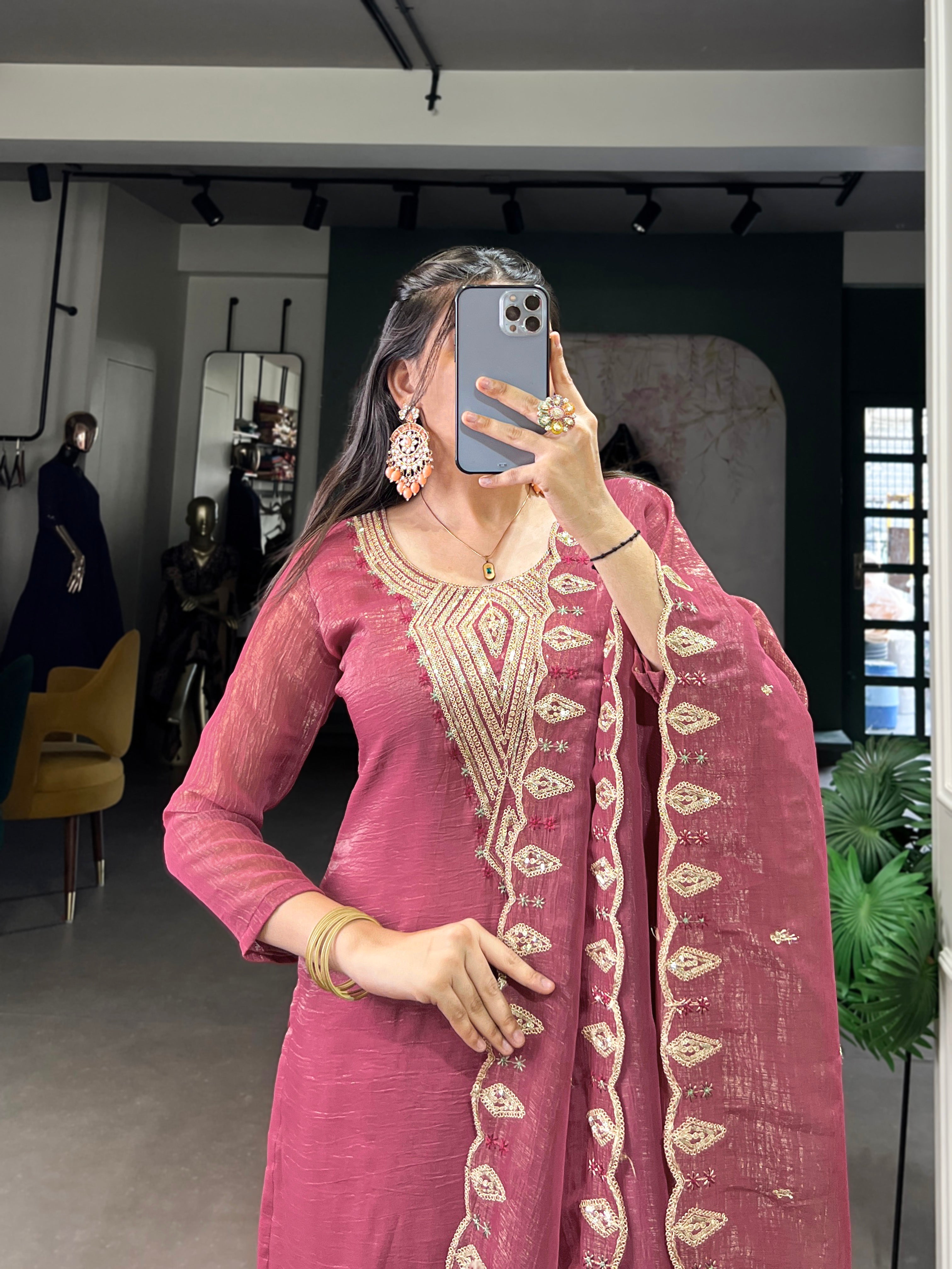 Salwar Suit