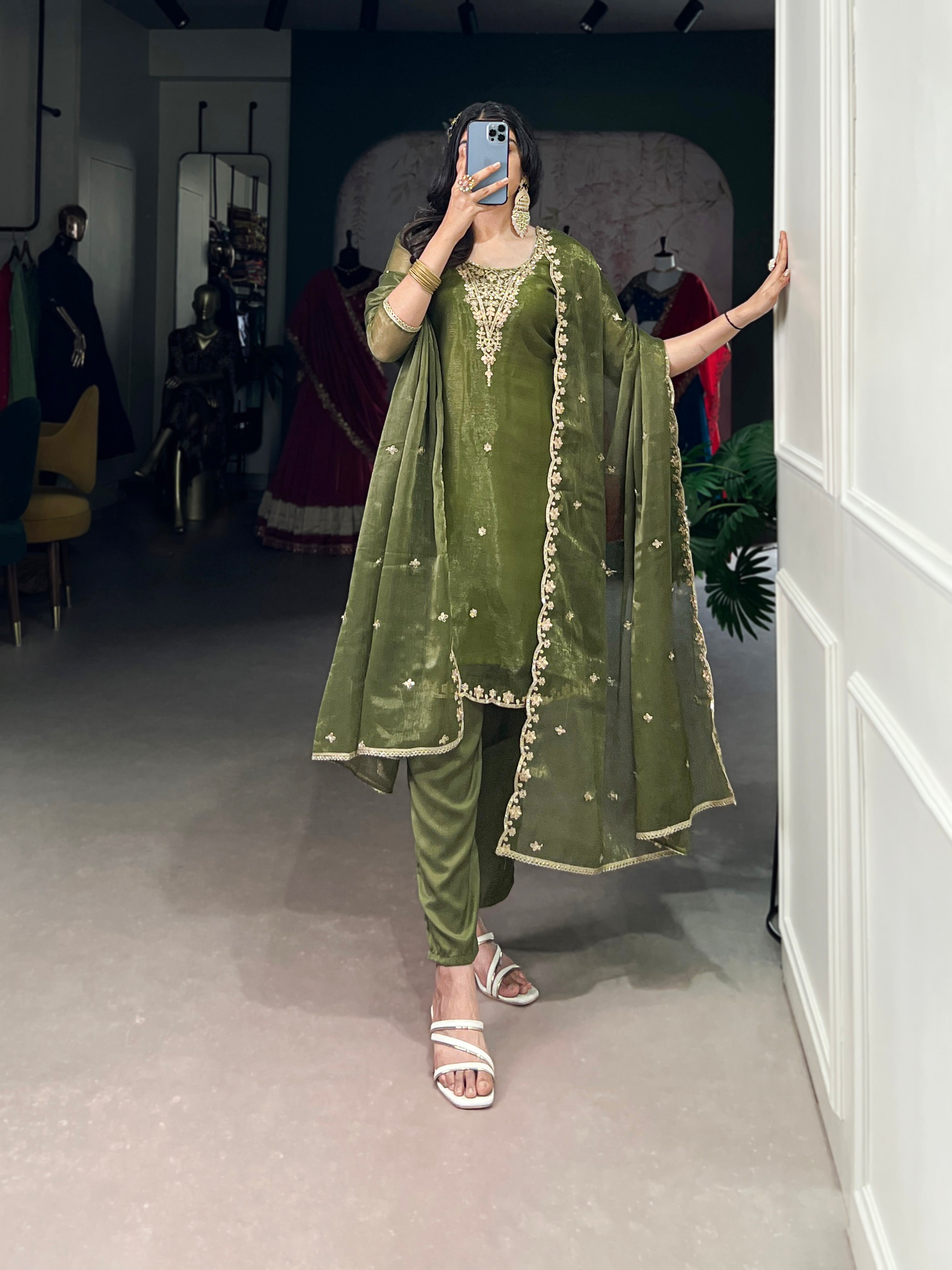 Salwar Suit