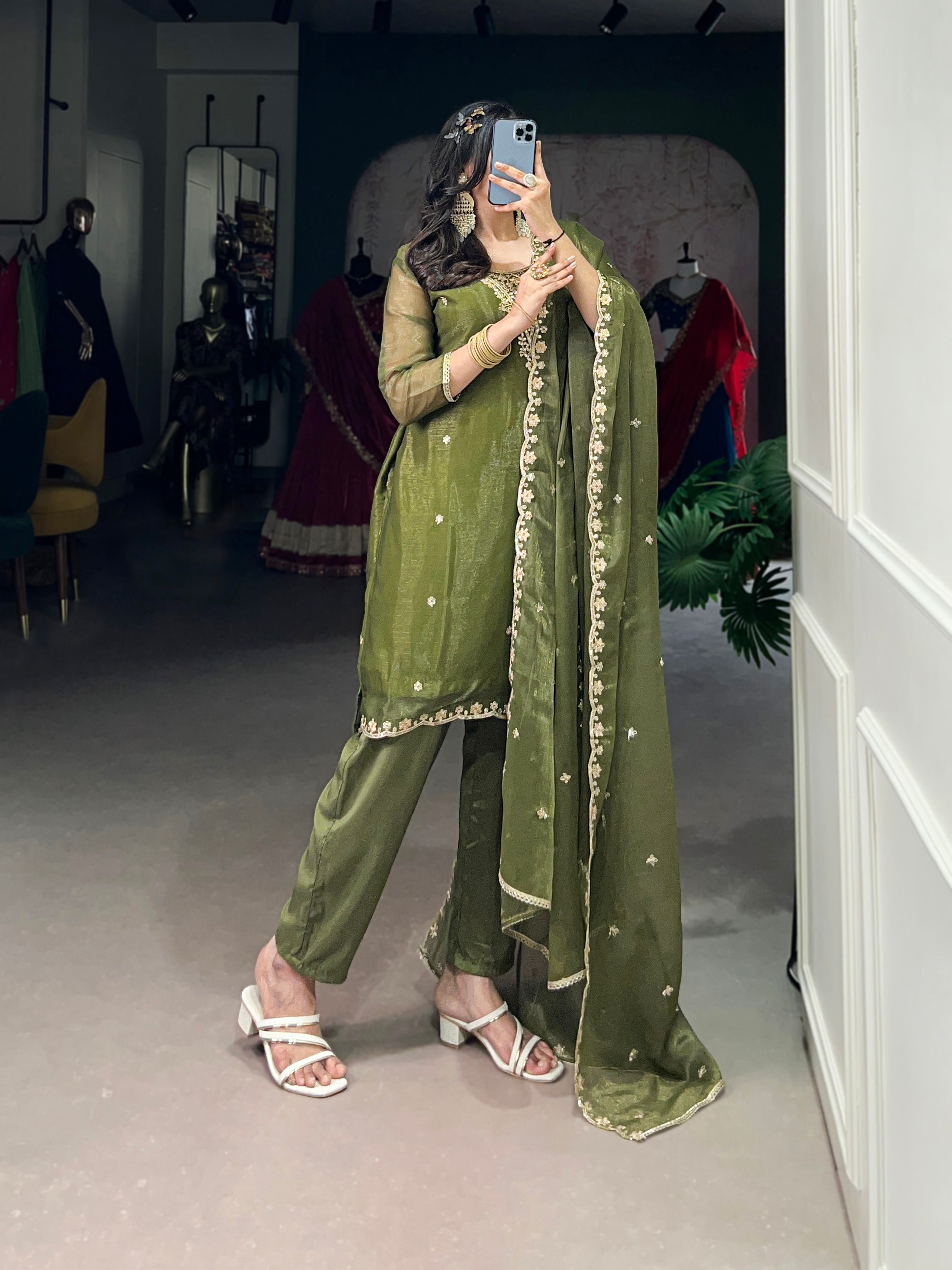 Salwar Suit