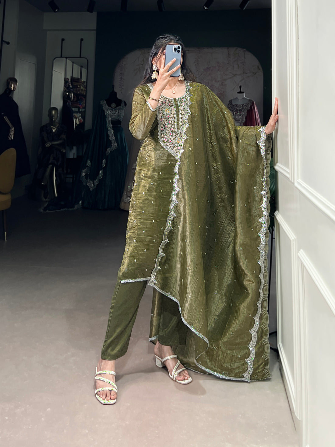 Salwar Suit
