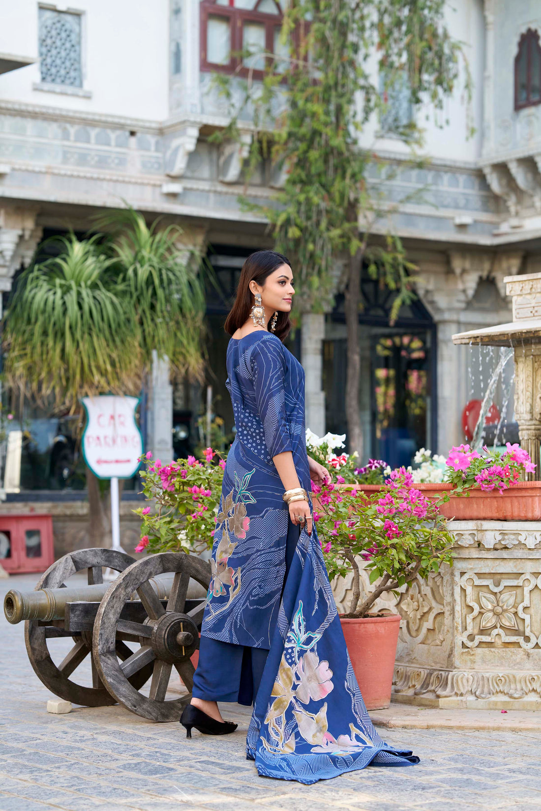 Salwar Suit