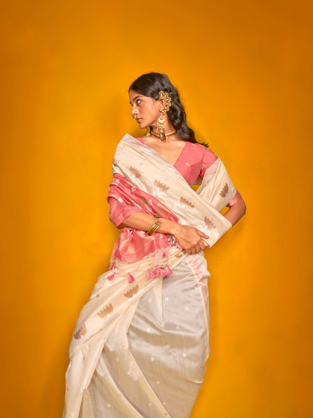 Ivory Cream Tussar Handloom Silk Saree