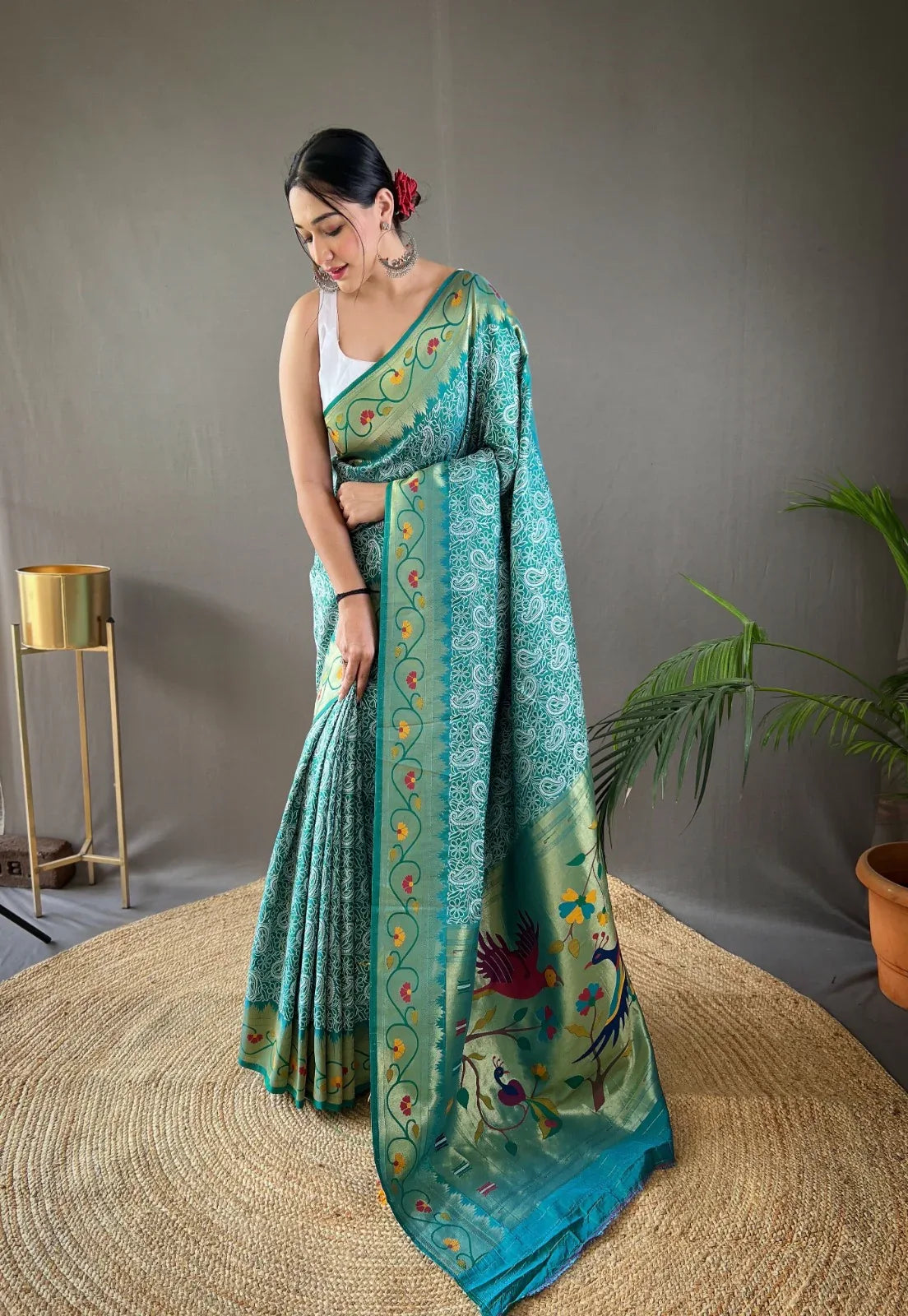 Pure soft Designer Beautiful Parvati Lucknowi Weaving Paithani Saree