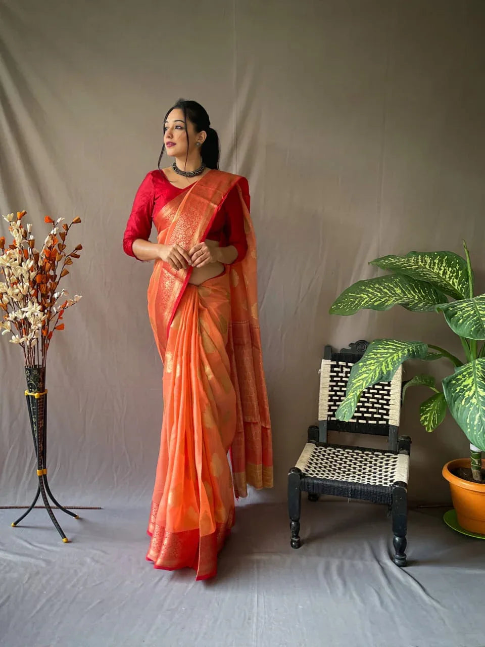 Beautiful Designer Pure Linen Chaap Saree
