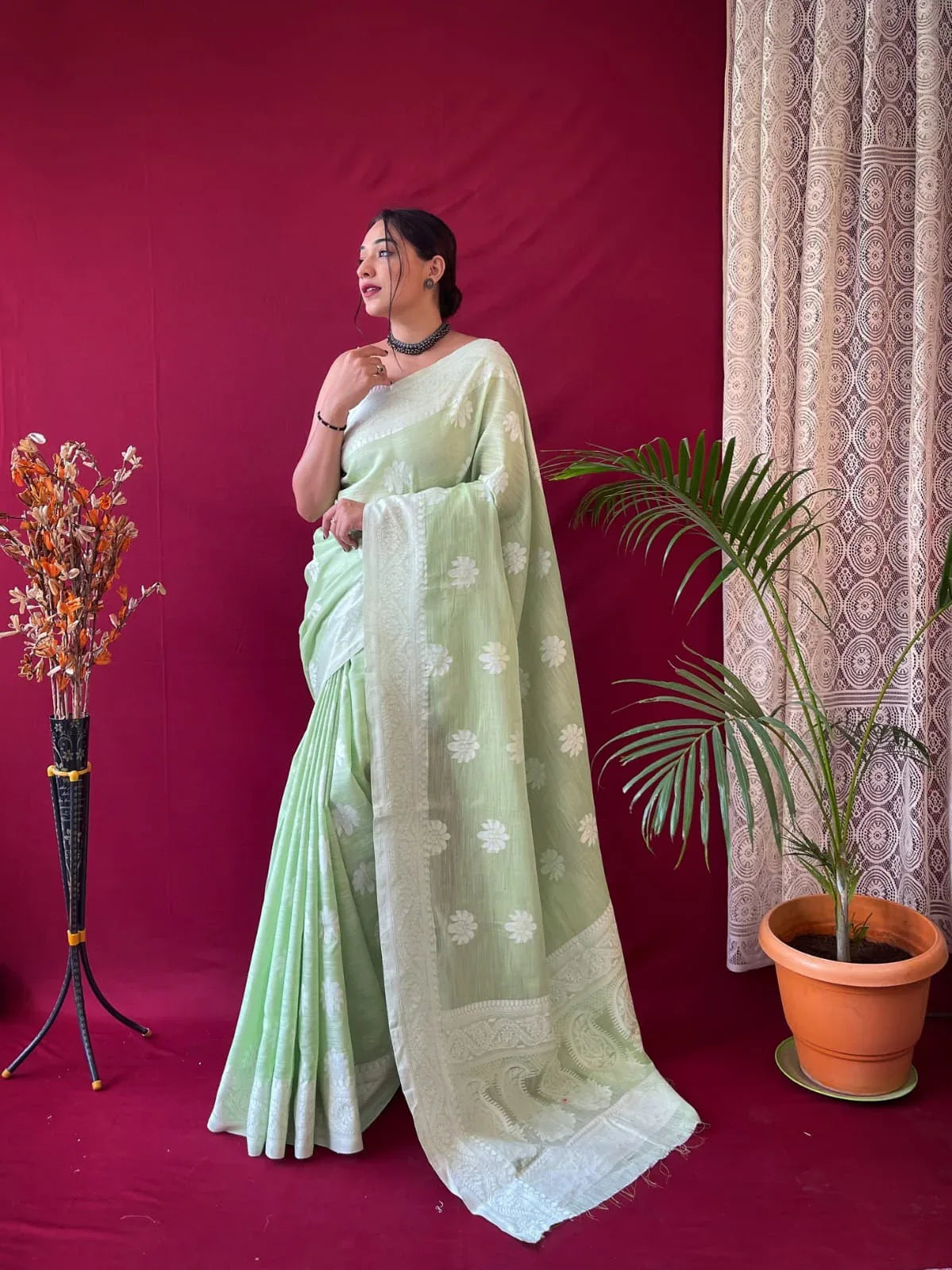 Designer Upasna Pure Linen Lucknowi Weaving Saree