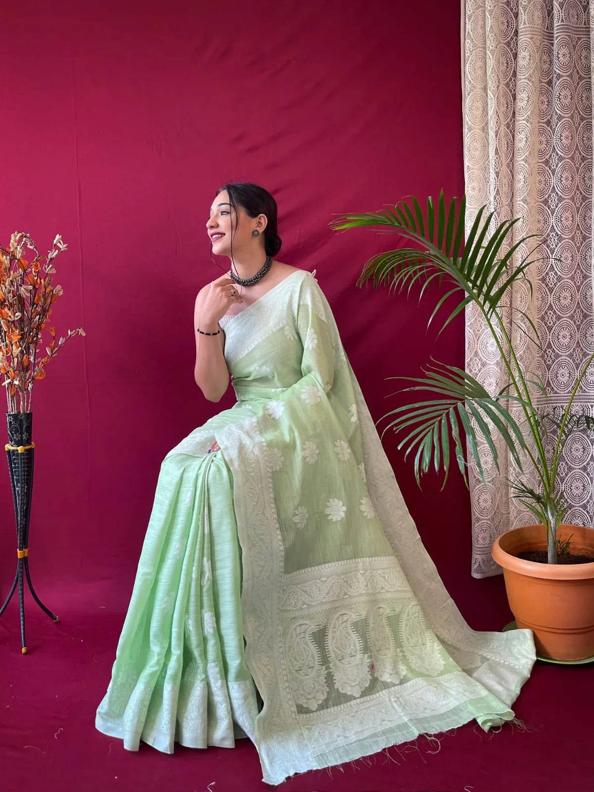 Designer Upasna Pure Linen Lucknowi Weaving Saree
