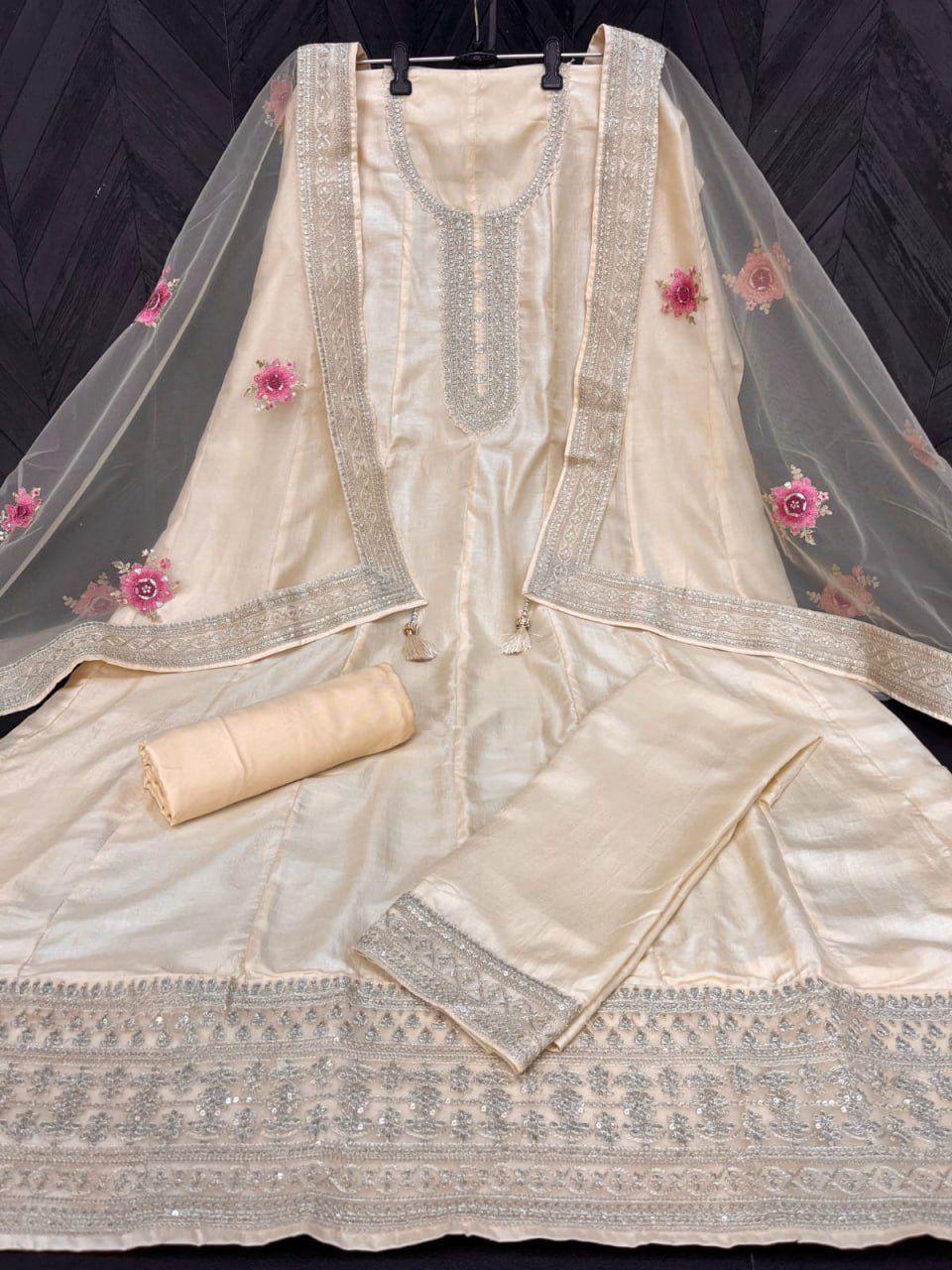 Kaseesh Noor Mahal By Vinay 63691 To 63698 Series Dola Silk Dresses