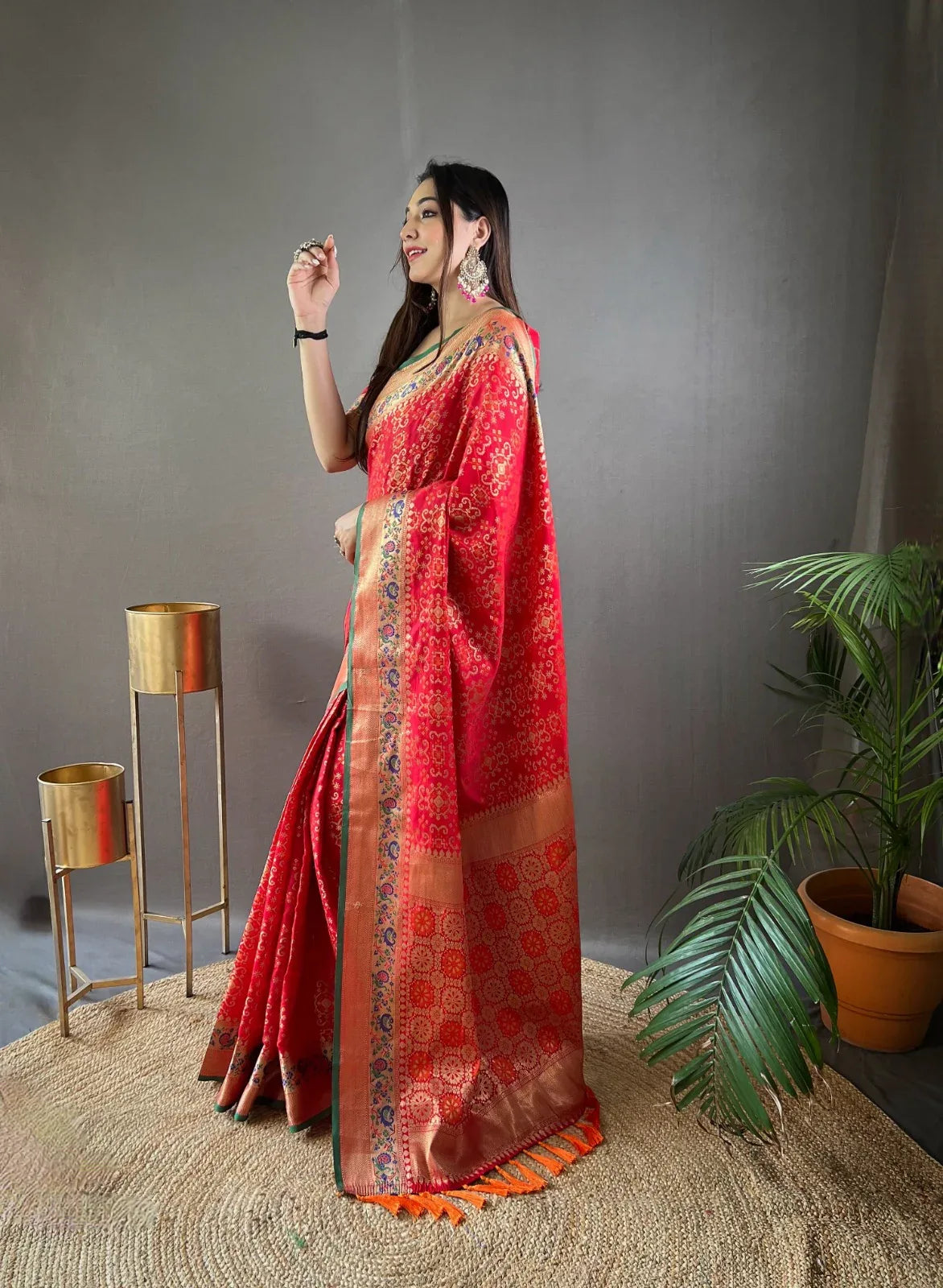 Ready To Wear 1 Minute drape in Pure bandhej Patola Silk Saree