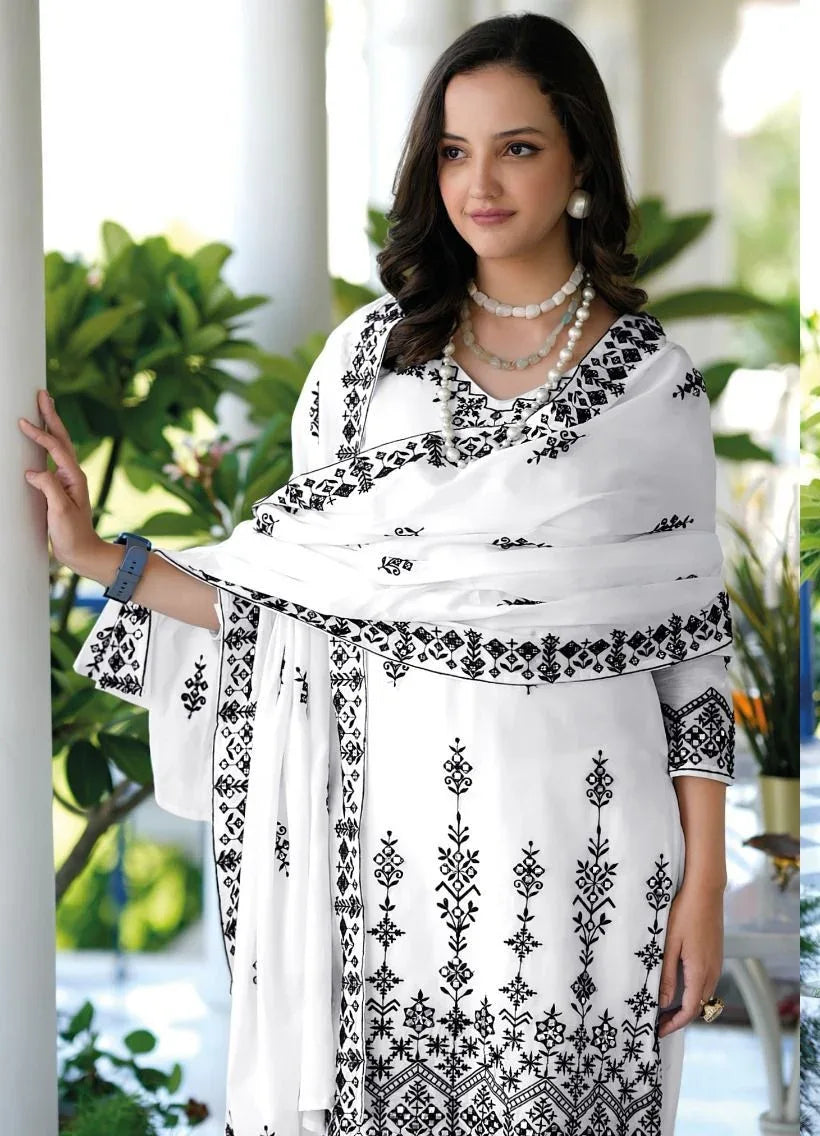 Zaveri Black-White Designer Pure Mul Mul Suit (1799x2)