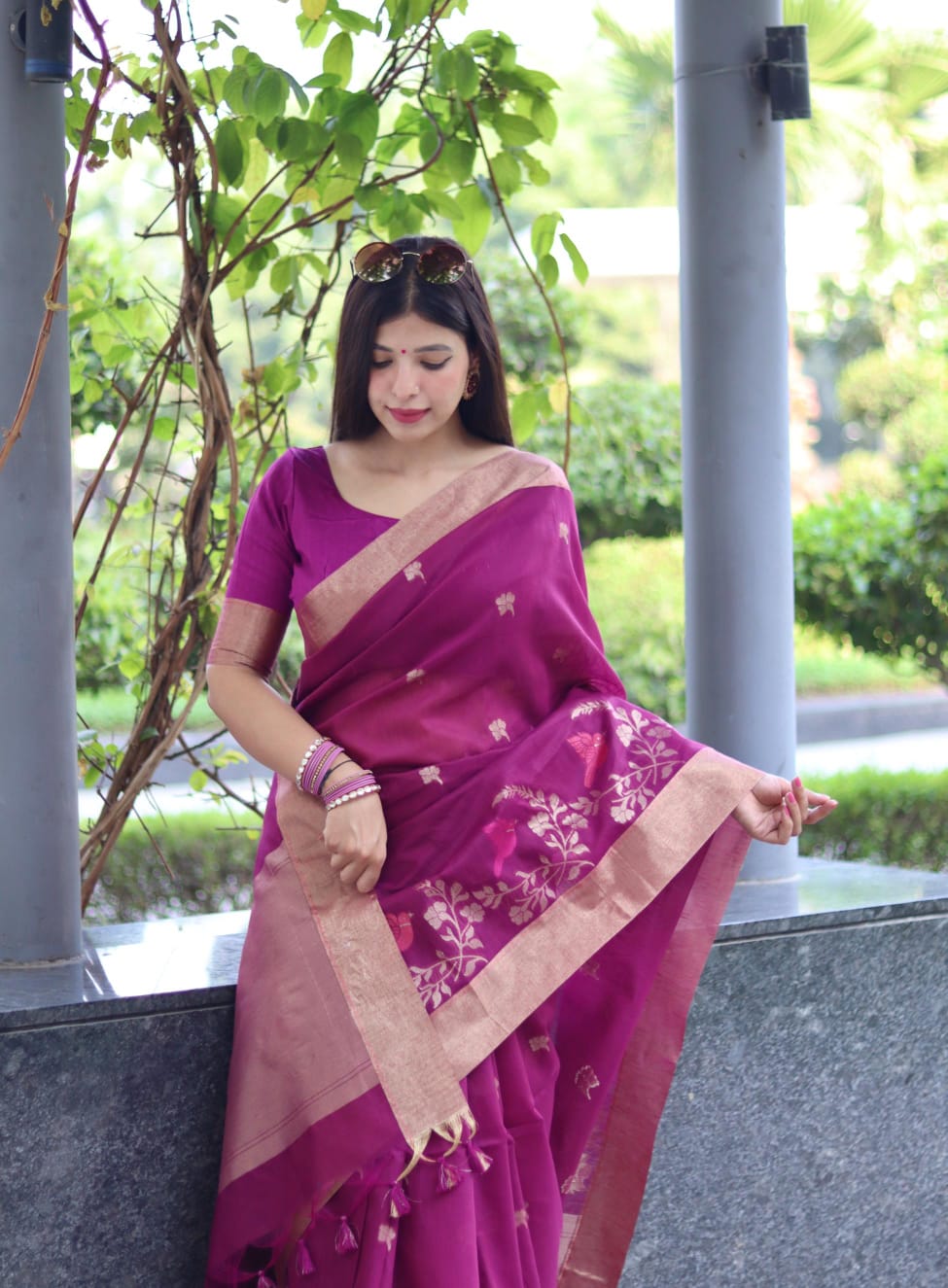 Beautiful Designer Pure Linen Silk Saree