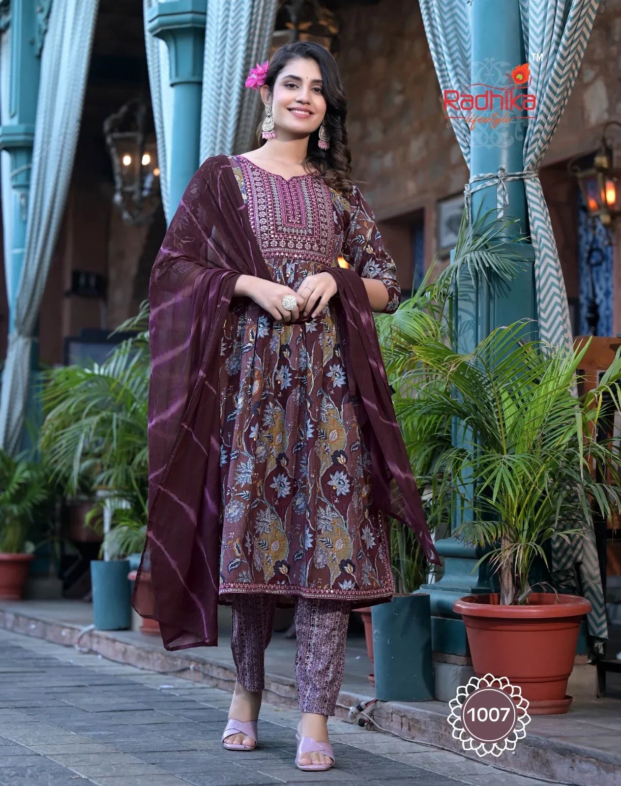 Radhika lifestyle Resham Vol 1 Top Pant Dupptta Nayra Cut 3 Pcs (685x08)
