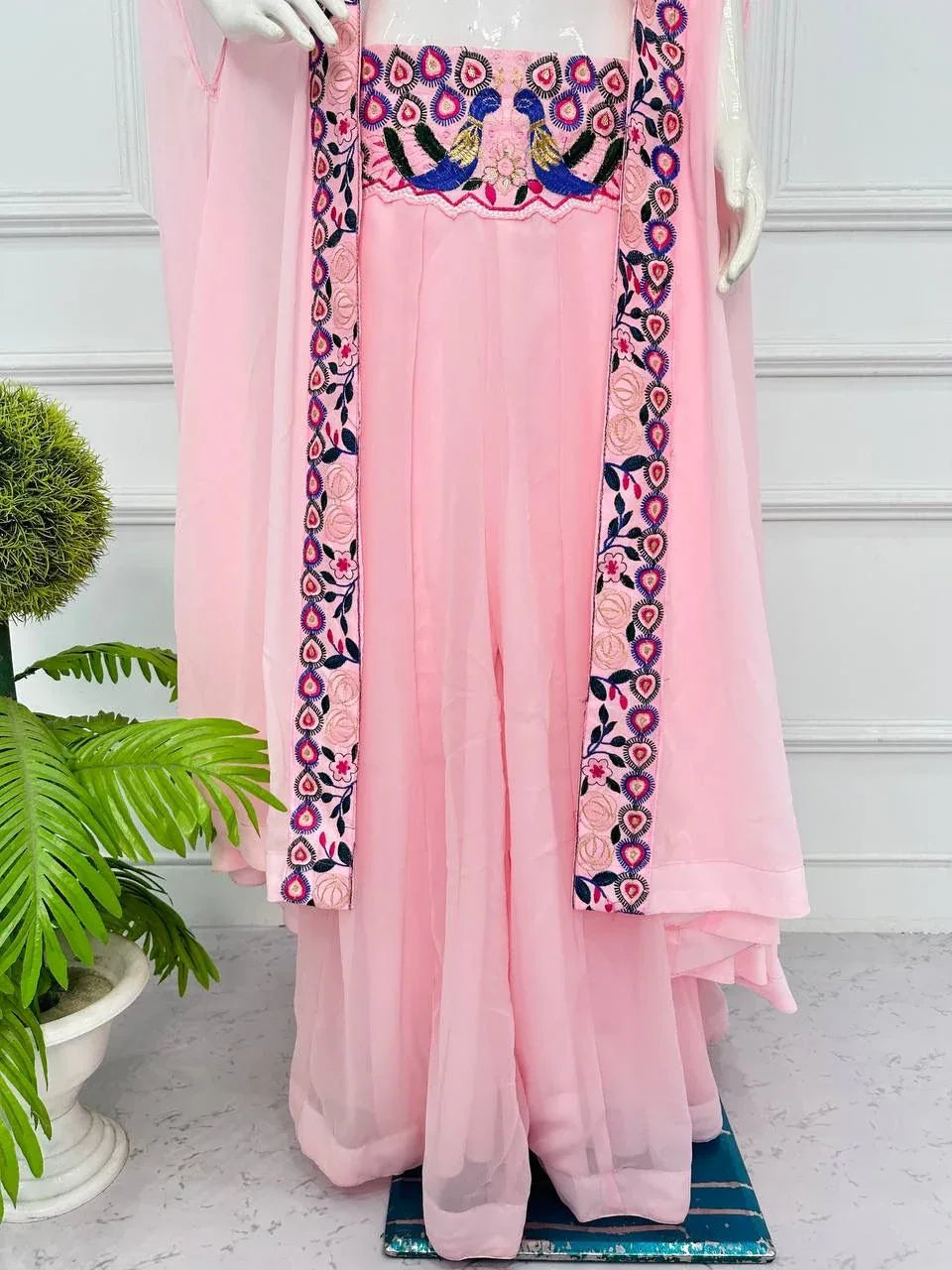 Special Designer Sarara Shrug With Koti & Blouse