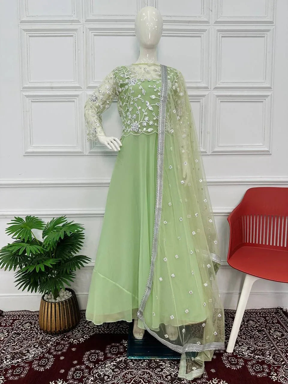 Beautiful Designer Faux Georgette Gwon