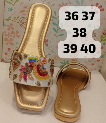 Beautiful Ethnic Women’s Punjabi Juttis