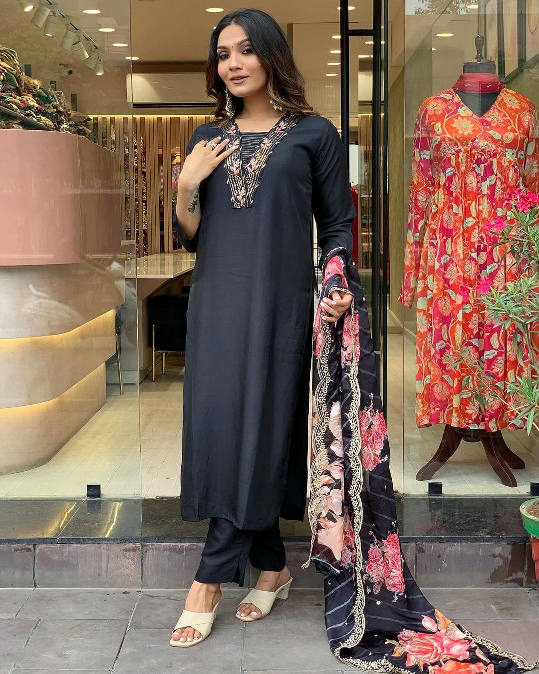 Beautiful Designer Cotton Kurti Pant With Dupatta