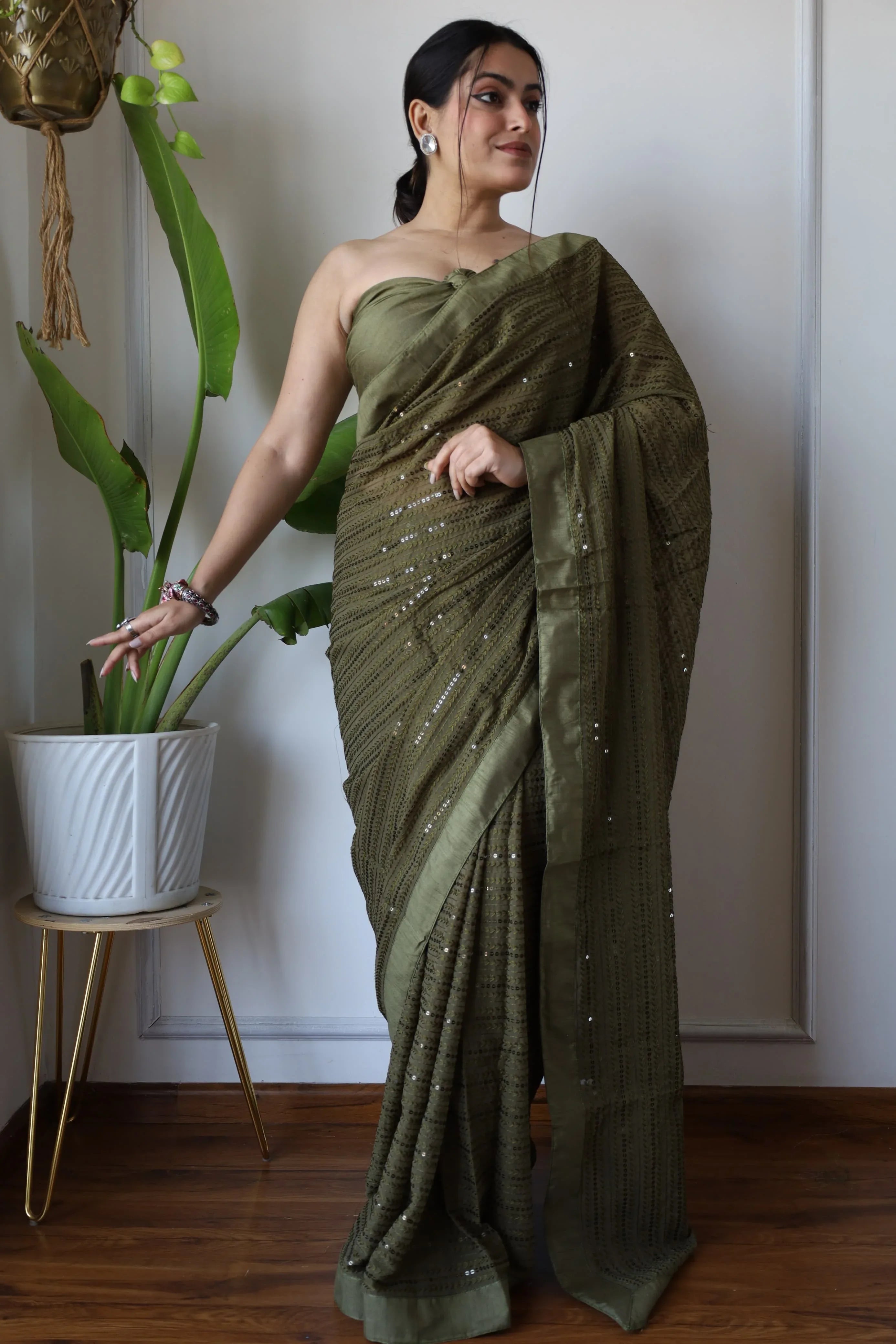 Beautiful Designer Heavy Georgette Exclusive Sequanc Saree Design 5020