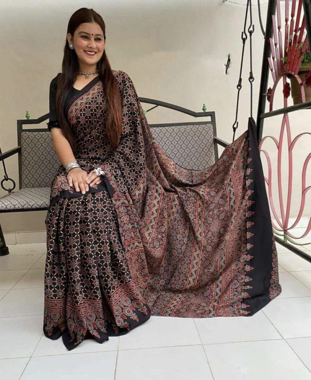 Beautiful Designer Soft Linen Cotton Digital Print Saree