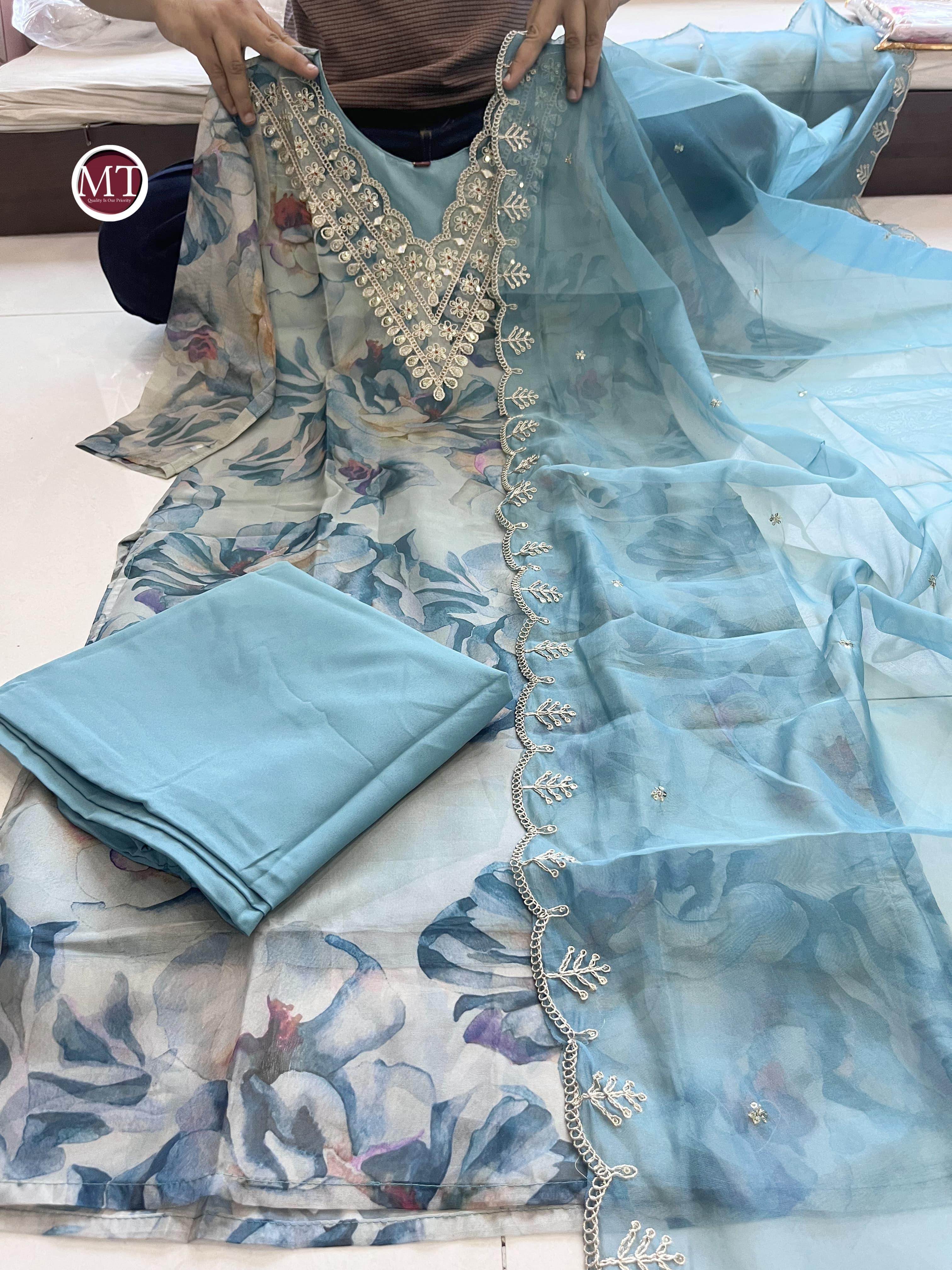 Beautiful Designer Soft Organza Salwar Suit