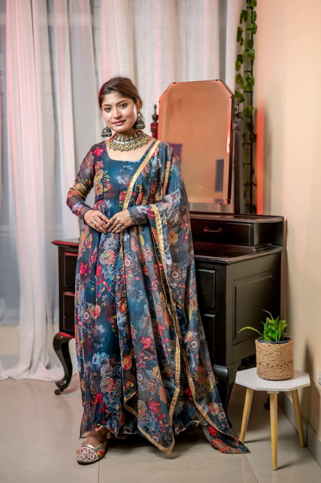 Beautiful Designer Party Wear Look Organza Taby Silk Gown