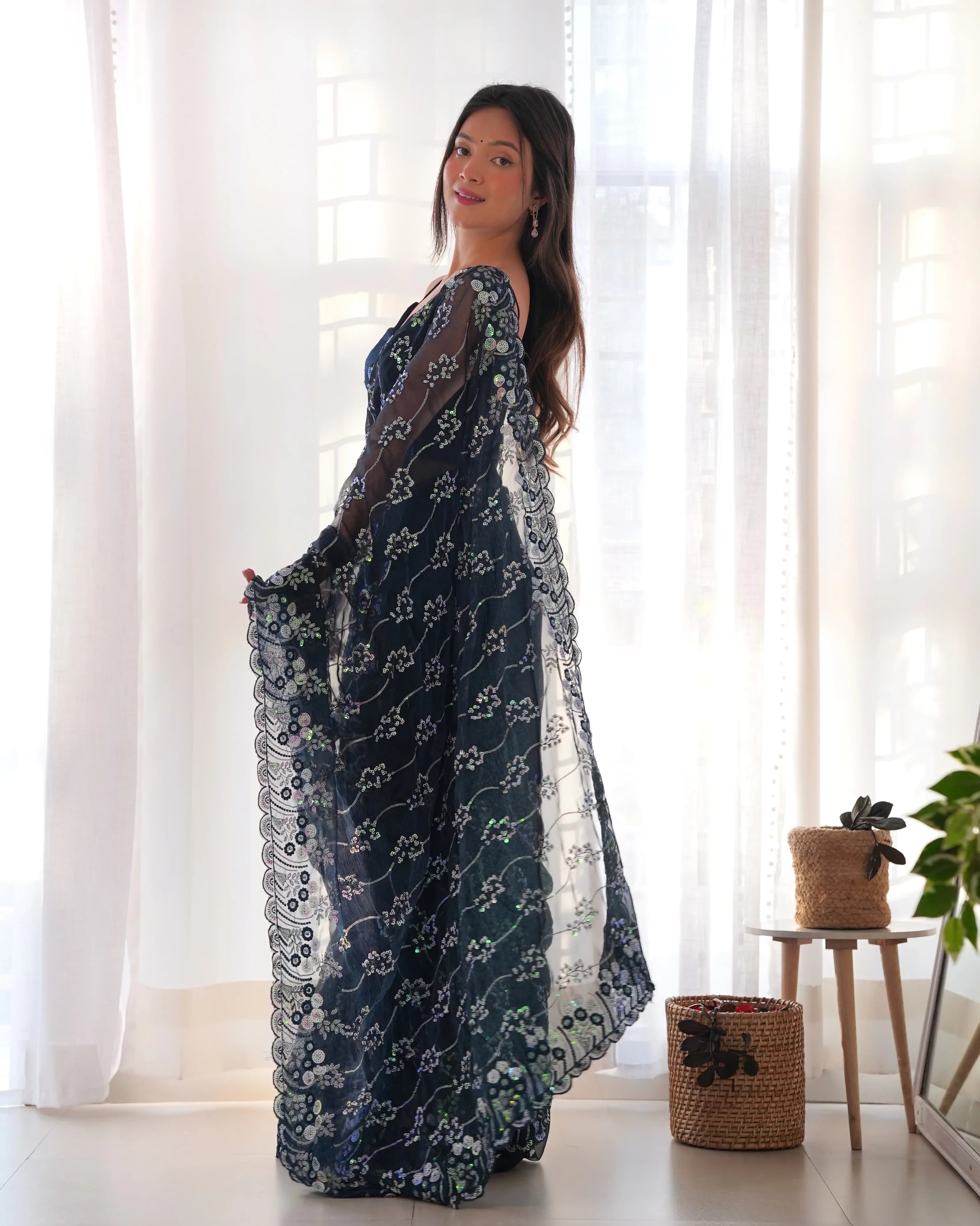 Beautiful Designer Simmar Bluminge Milky Tree Saree