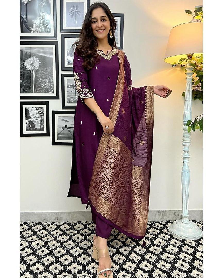Beautiful Designer Party Wear Chanderi Silk Salwar Suit