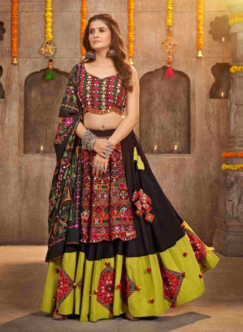 Beautiful Designer Navratri Garba Special Chaniya Choli