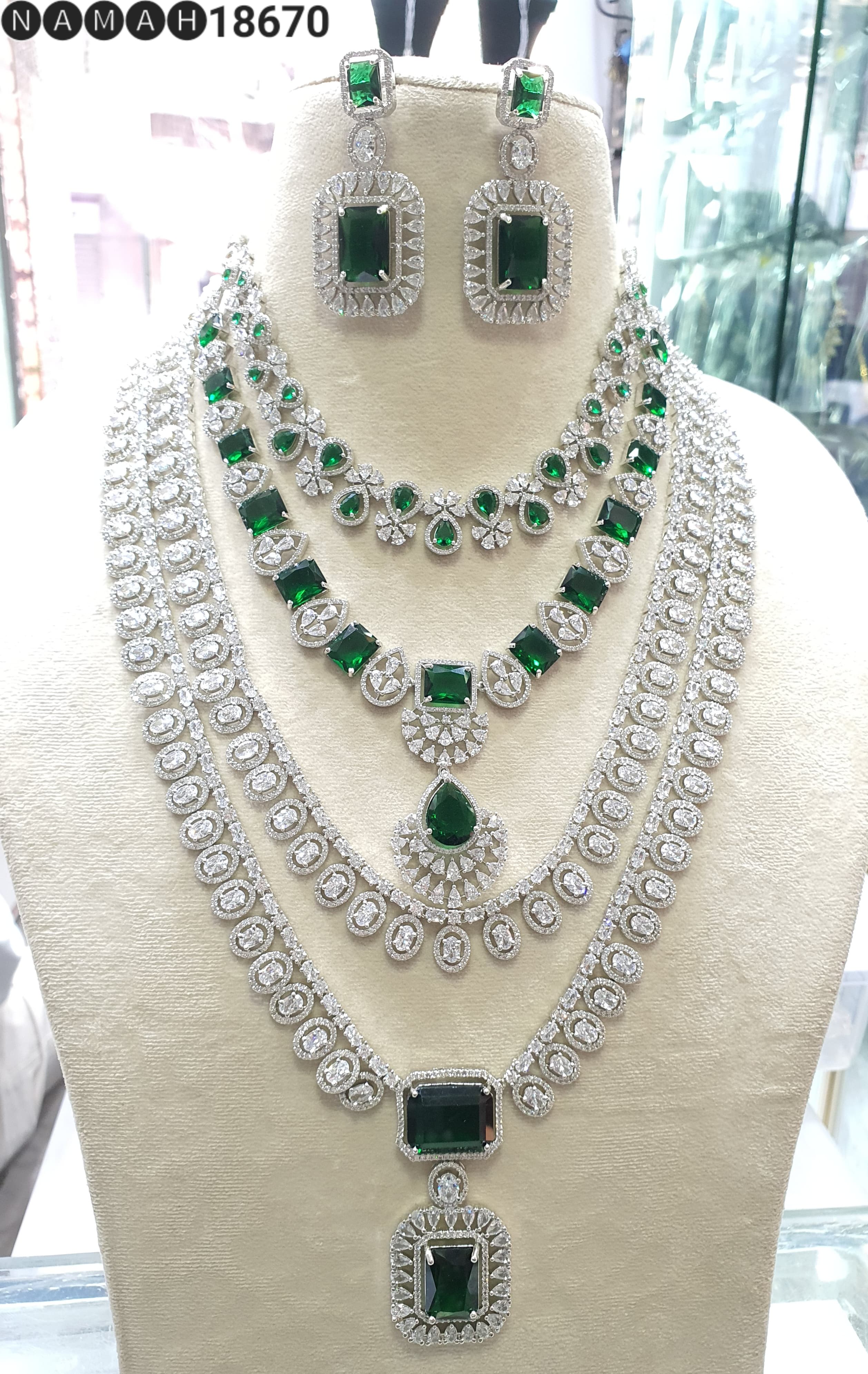 Necklace Set
