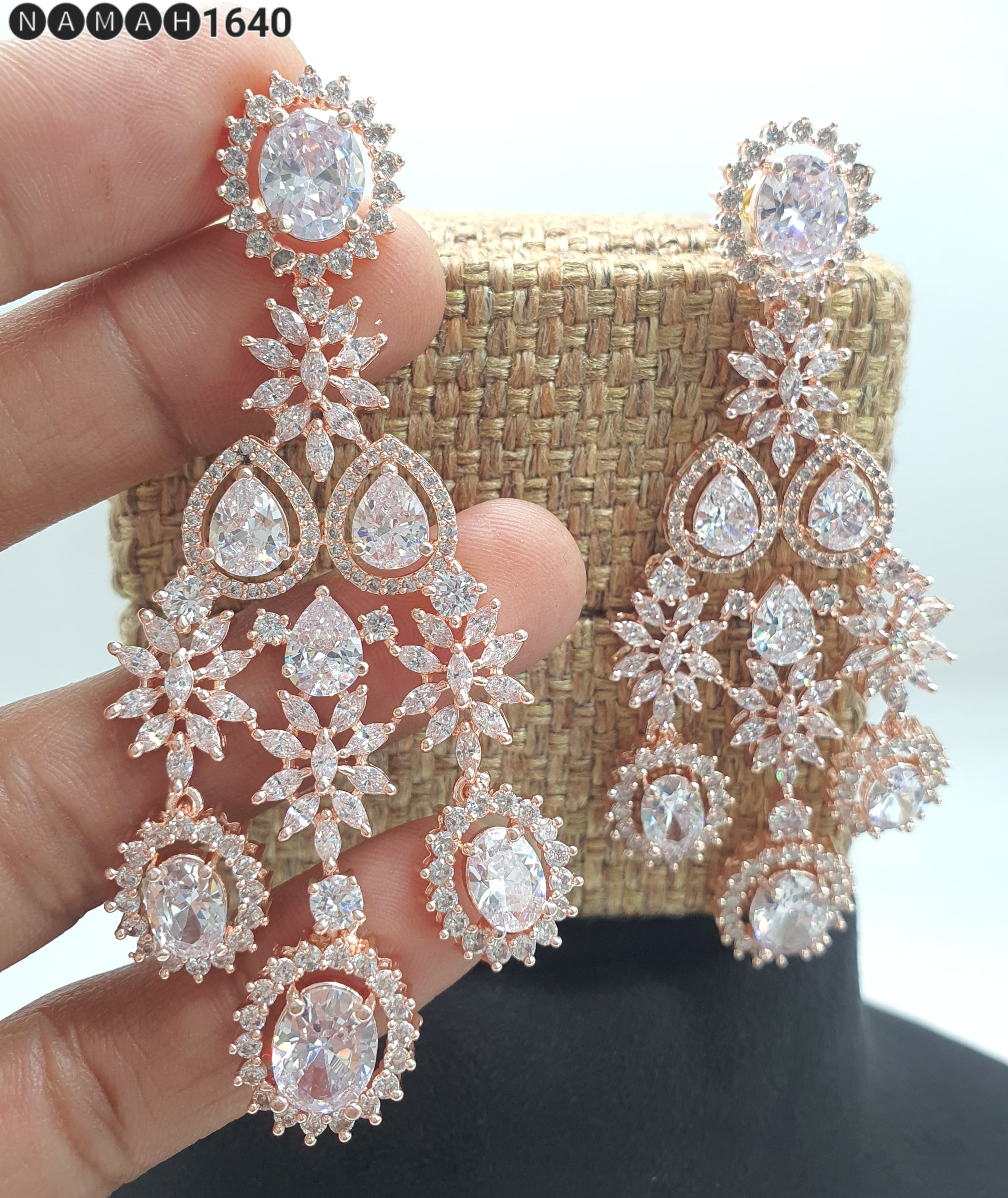 Earrings Set
