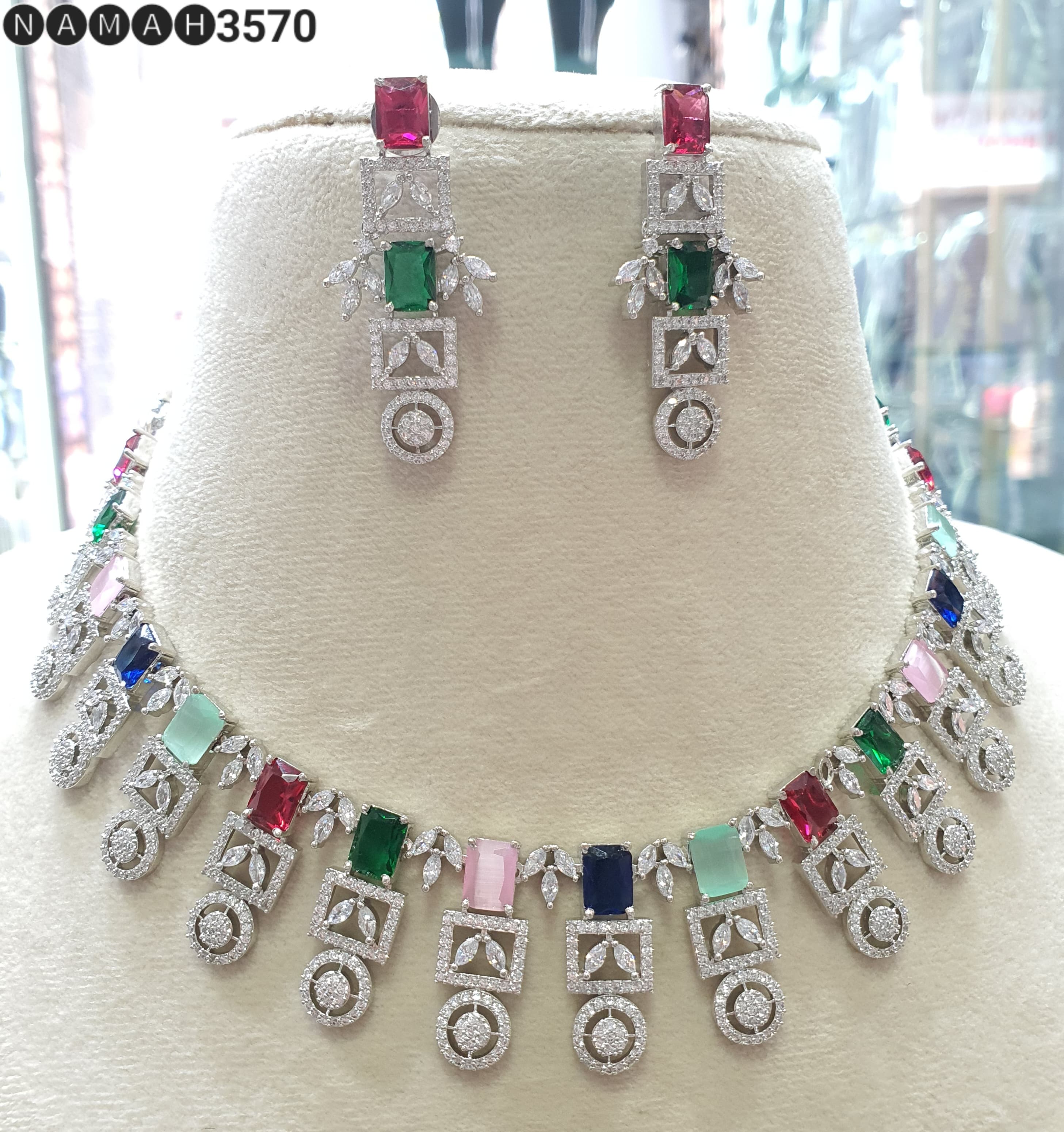 Necklace Set