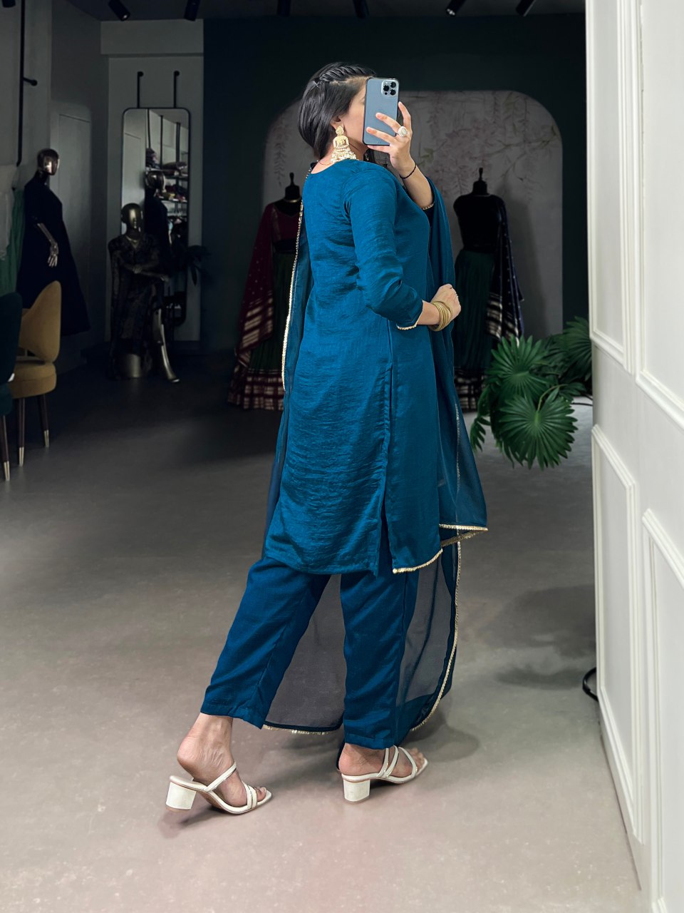 Salwar Suit