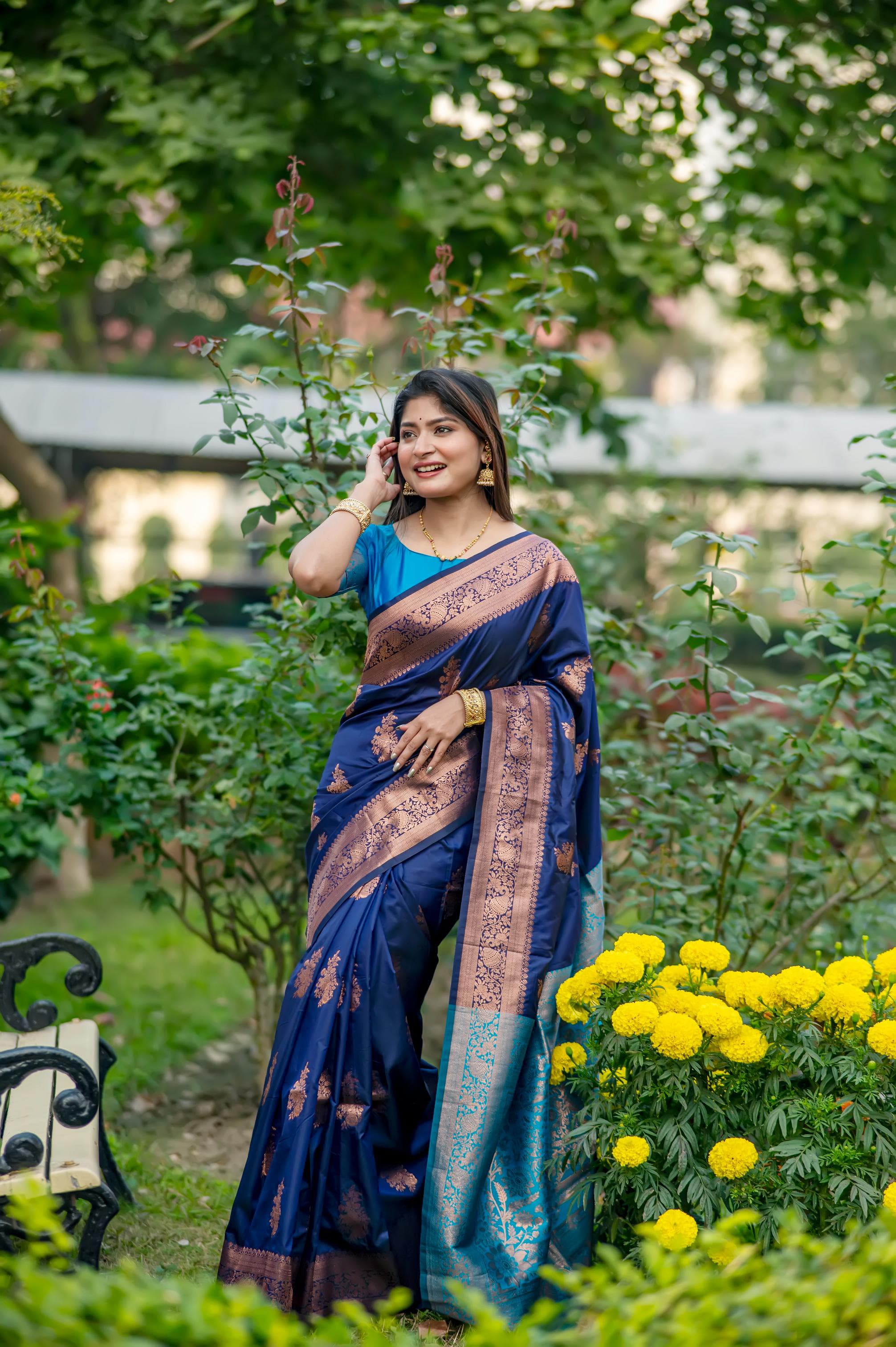 Navy Blue Pure Soft Banarasi Katan Silk Banarasi Saree Soft Silk Saree Anant Tex Exports Pvt.Ltd..