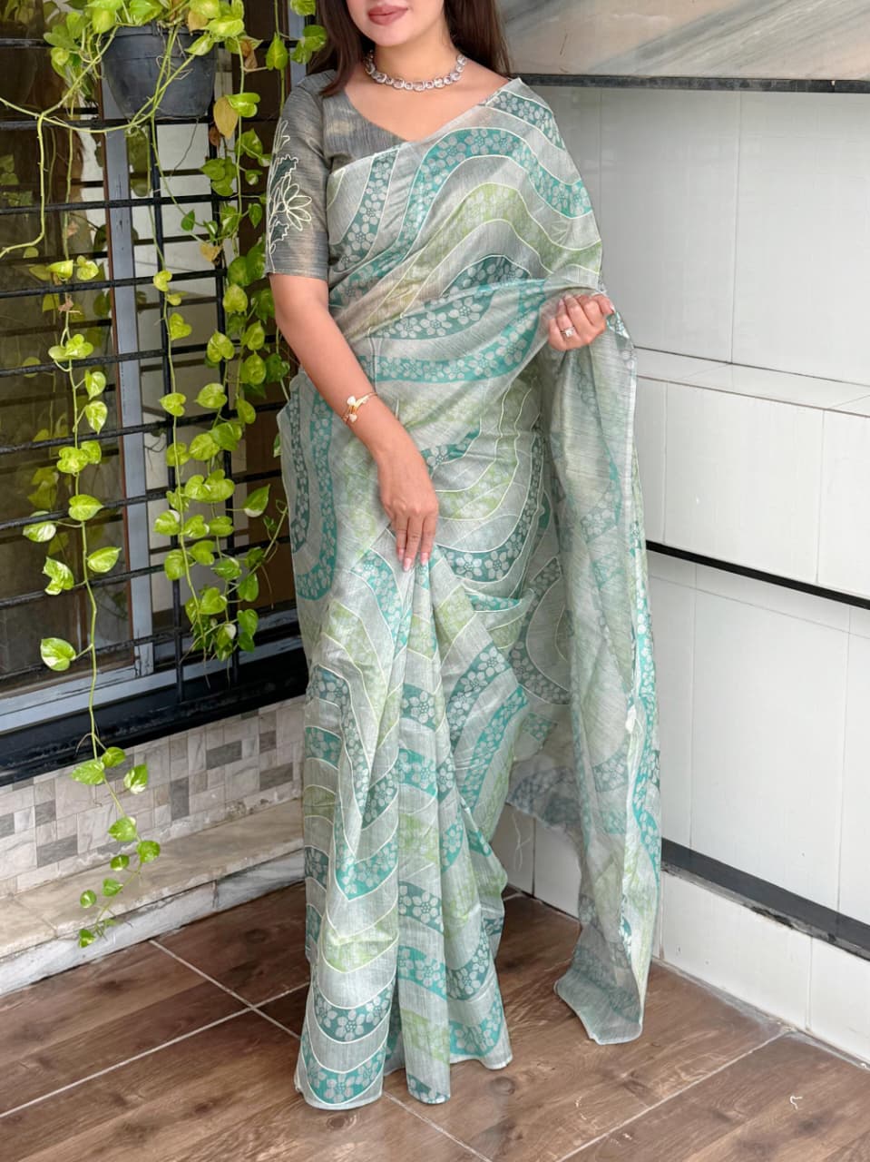 Green Pure Soft Linen Copper Zari Cotton Saree Cotton saree Anant Tex Exports Pvt.Ltd..