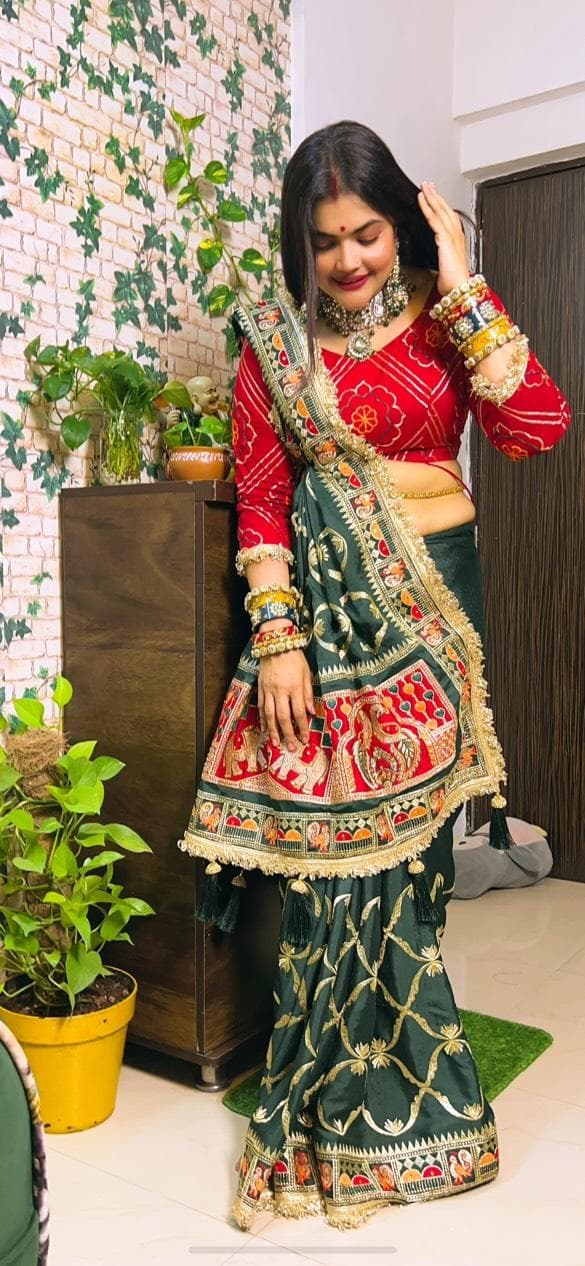 Green Pure Jacquard Soft Silk Traditional Bandhani Saree Panetar Saree Anant Tex Exports Pvt.Ltd..