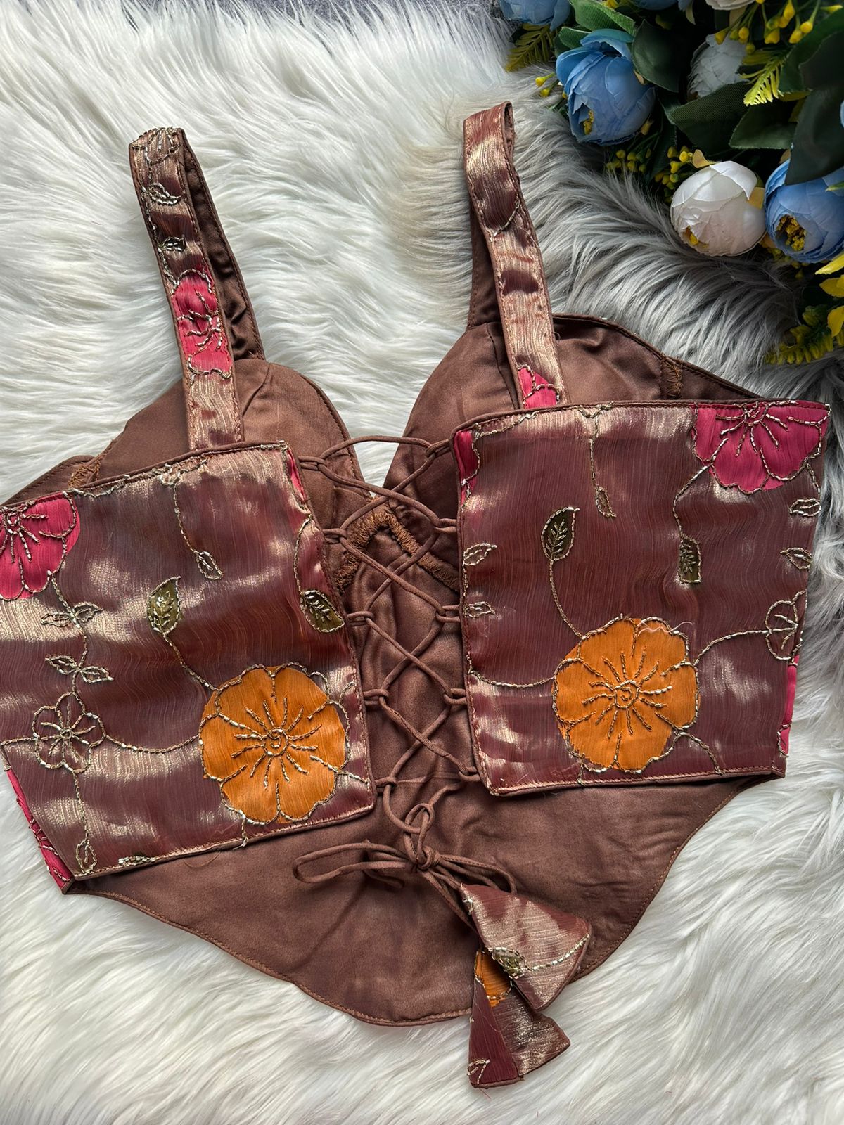Brown Spaghetti Heavy Position Print SleevesLess Blouse