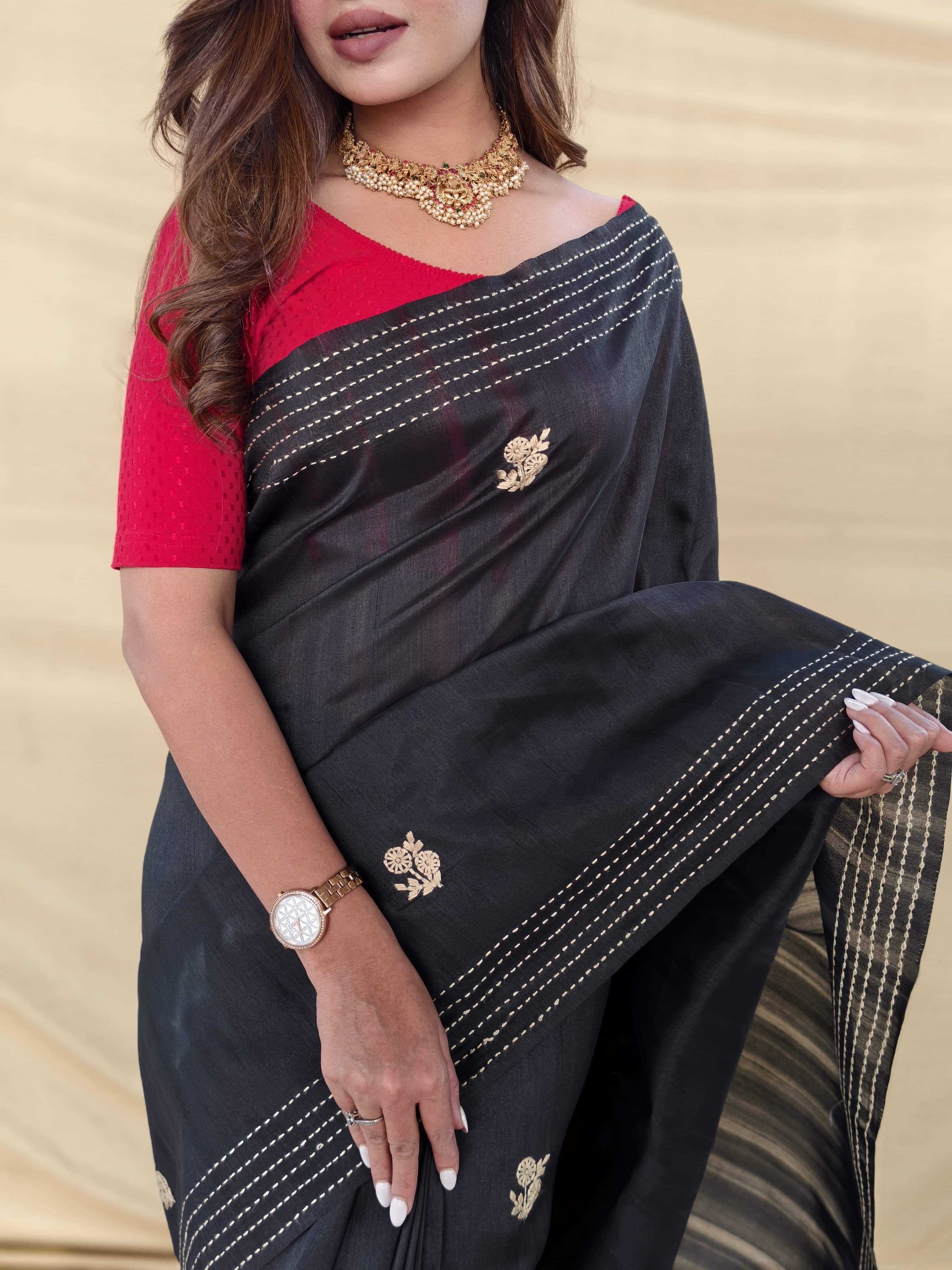 Black Pure Matka Silk Floral Butti Embroidery Silk Saree