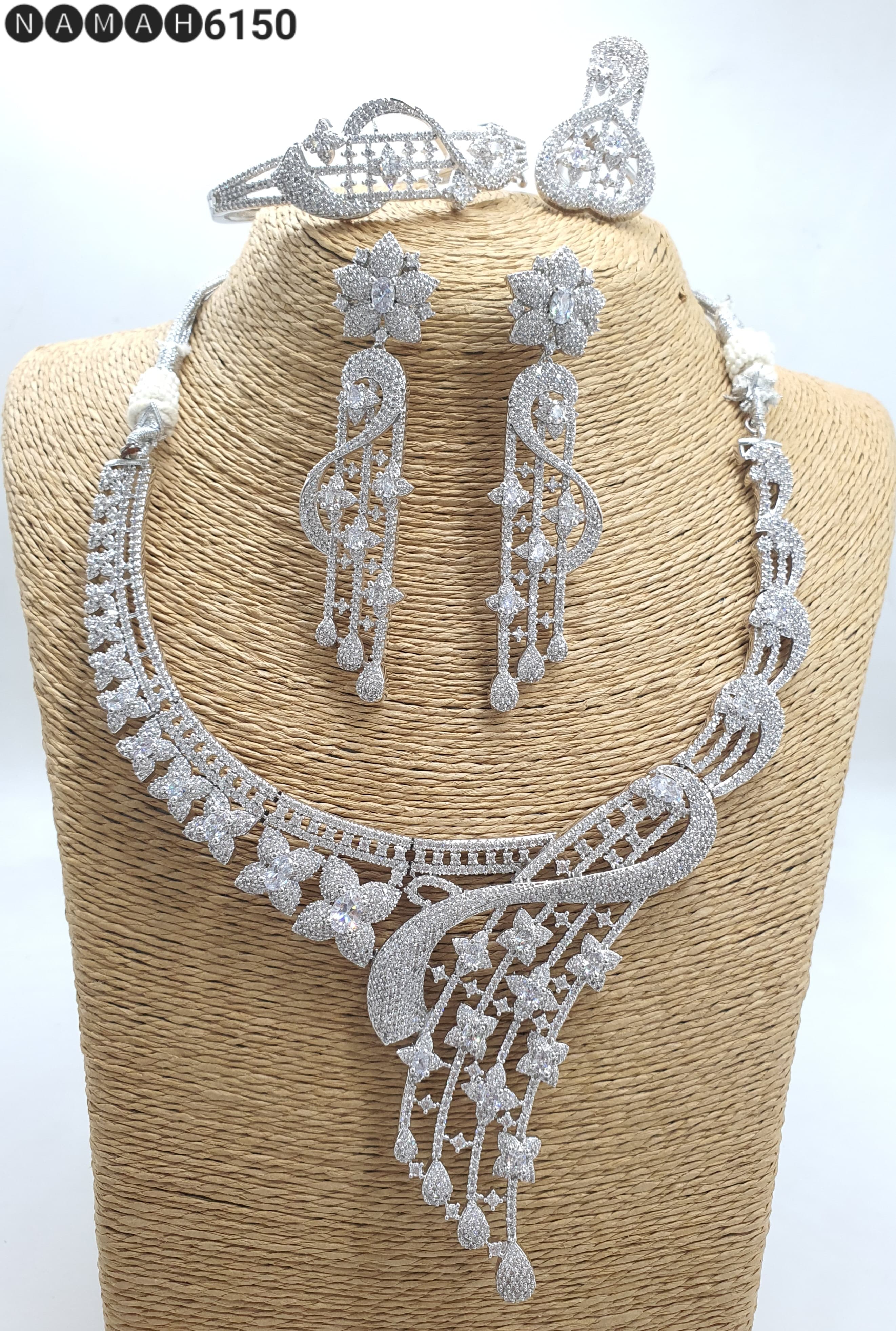 White American Diamond Necklace Set