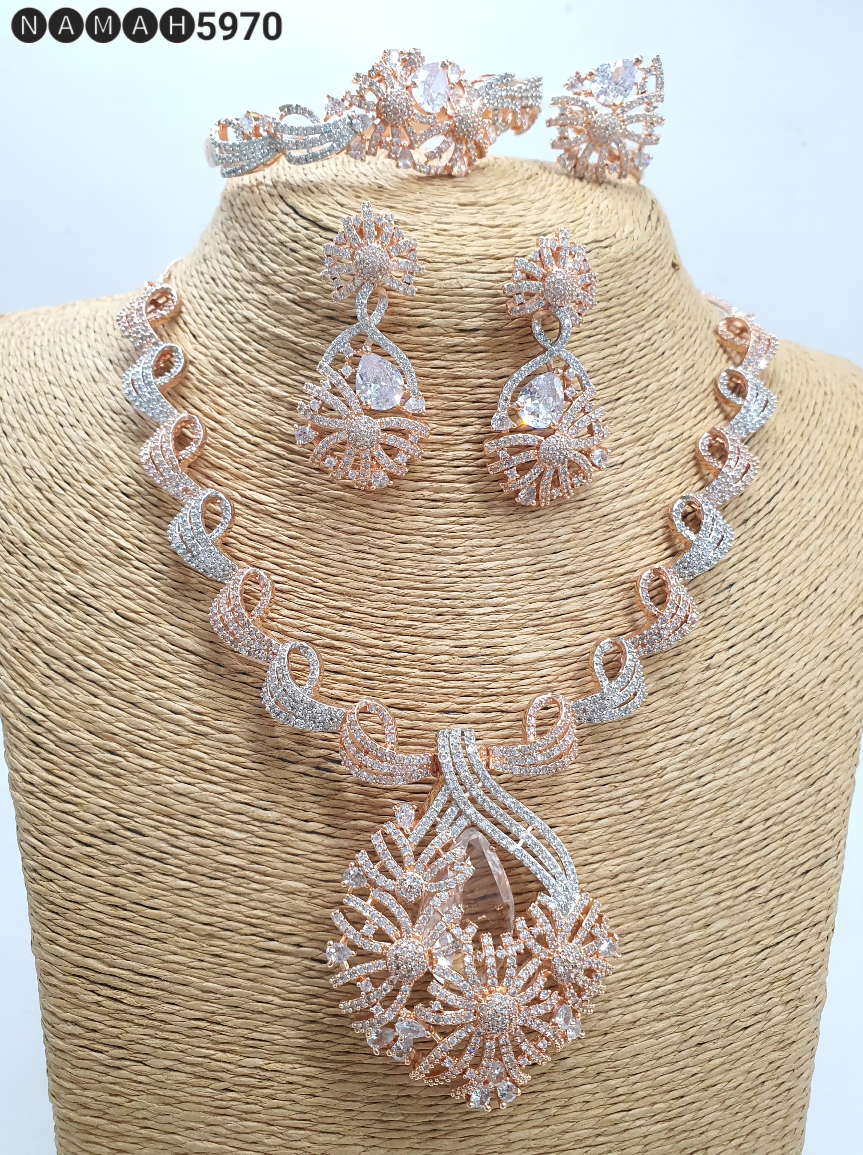 White American Diamond Necklace Set