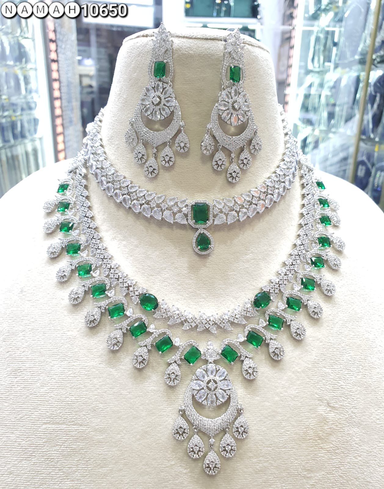 Green American Diamond Necklace Set