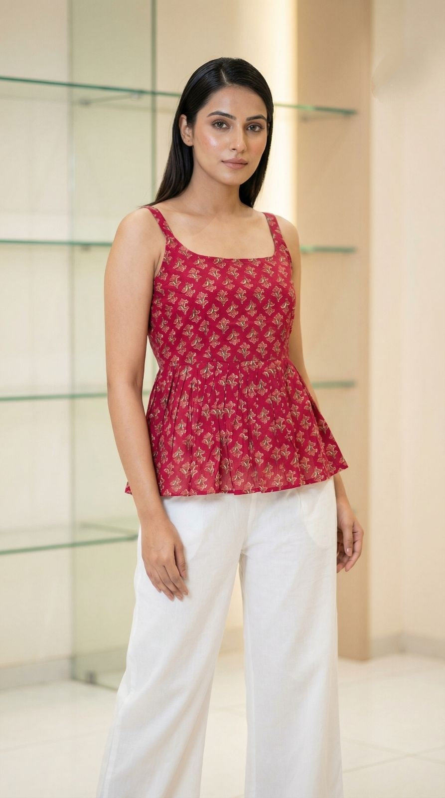Red Summer Special Cotton Printed Sleeveless Short Length Top