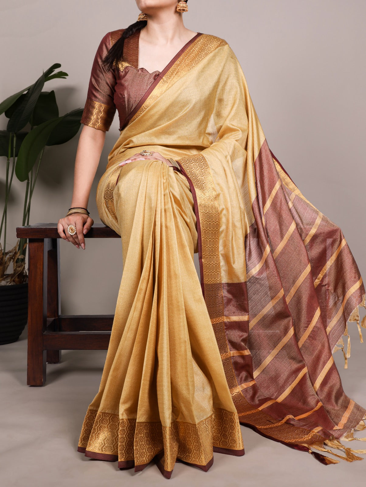 Cream Pure Poly Cotton Zari Weaving Work Cotton Saree