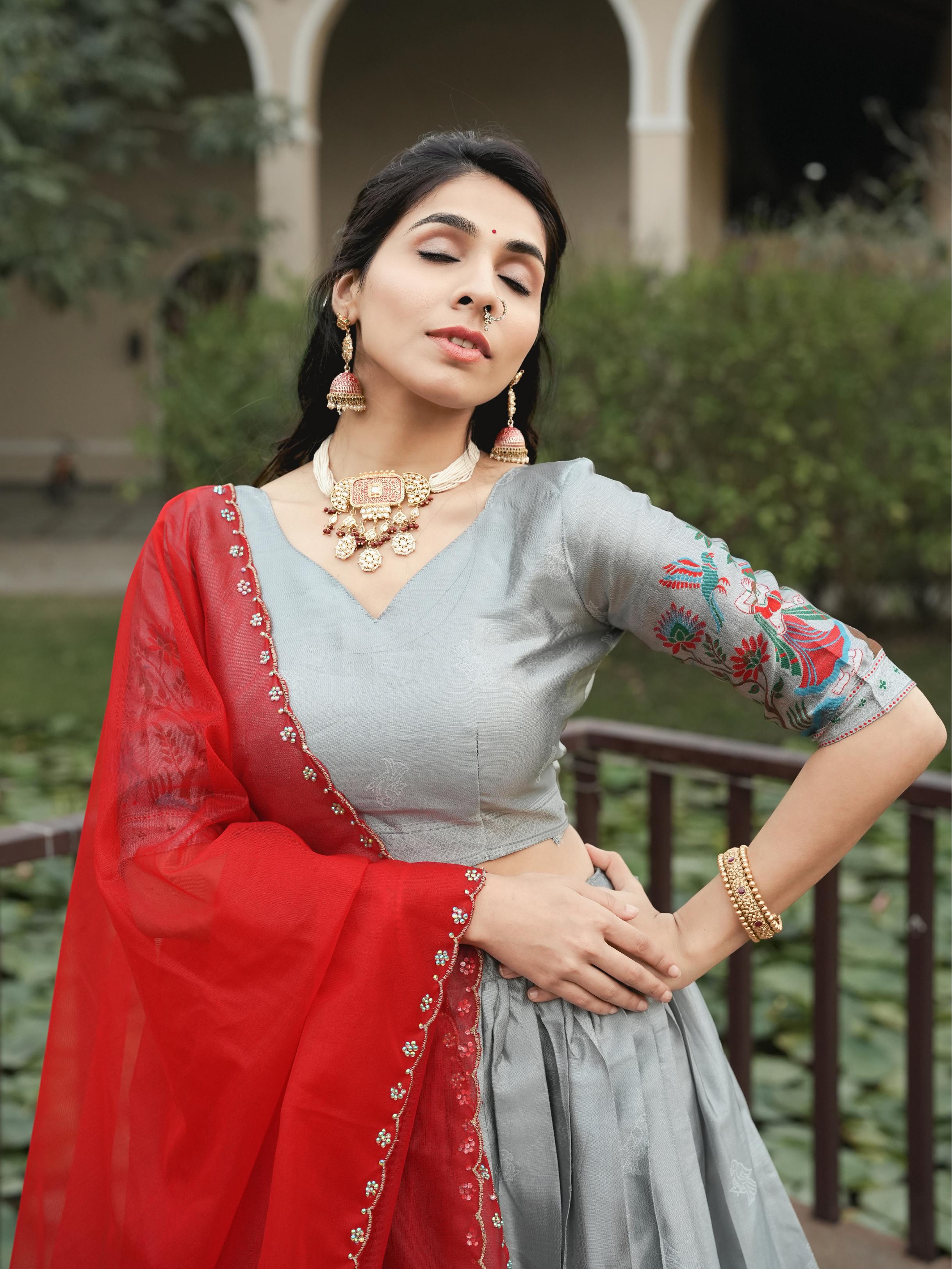 Silver Pure Soft Silk Zari Contrast Kalamkari Weaving Lehenga Choli
