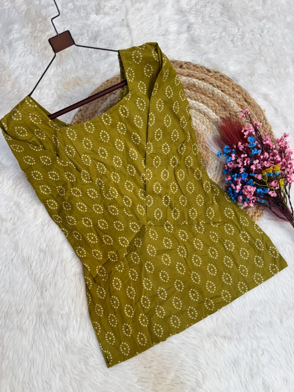 Mahendi Pure Soft Cotton with Bandhej Print Kurti Pent