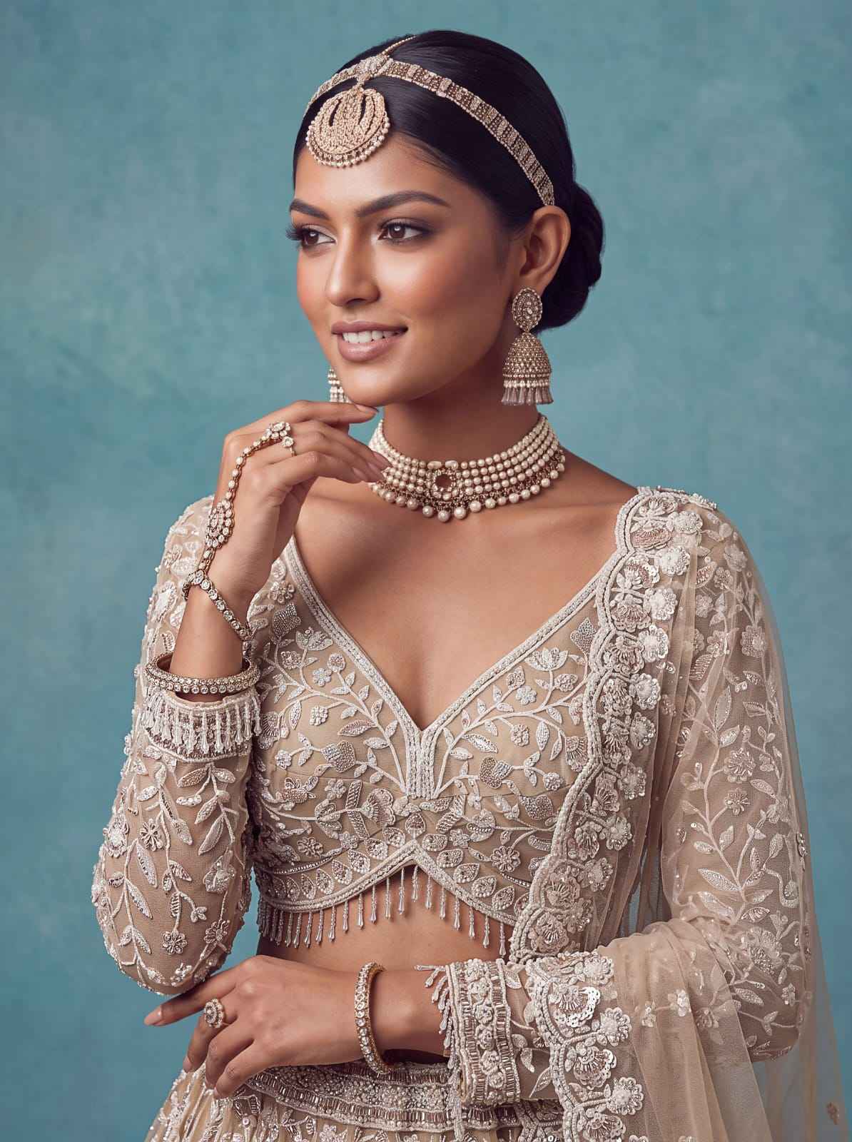 Golden Pure Heavy Net Flower Embroidery Pattern Handwork Sequins Thread Work Bridal Lehenga Choli
