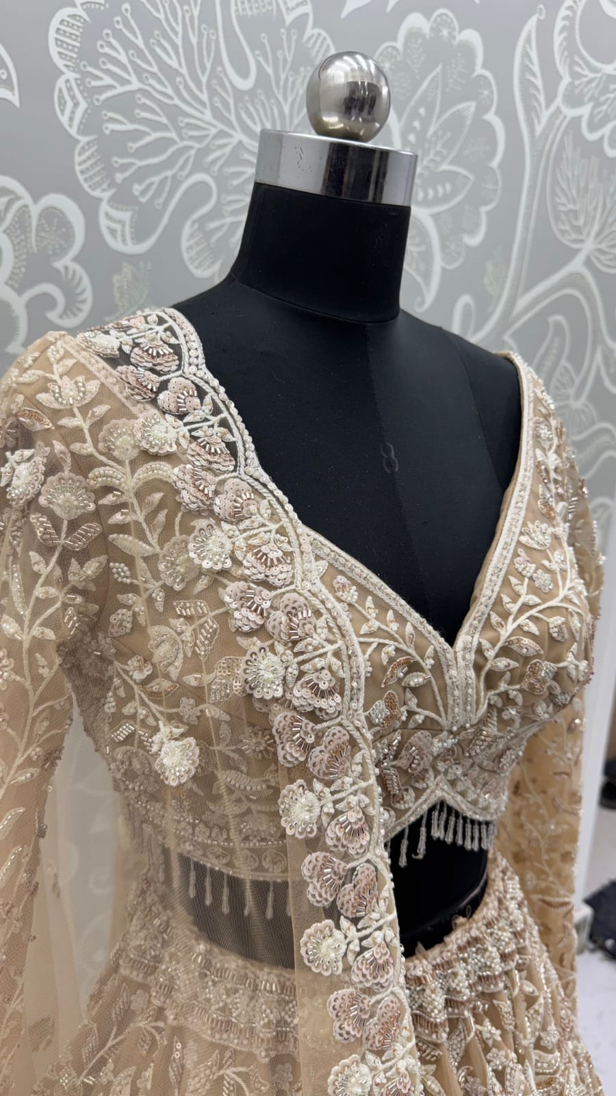 Golden Pure Heavy Net Flower Embroidery Pattern Handwork Sequins Thread Work Bridal Lehenga Choli