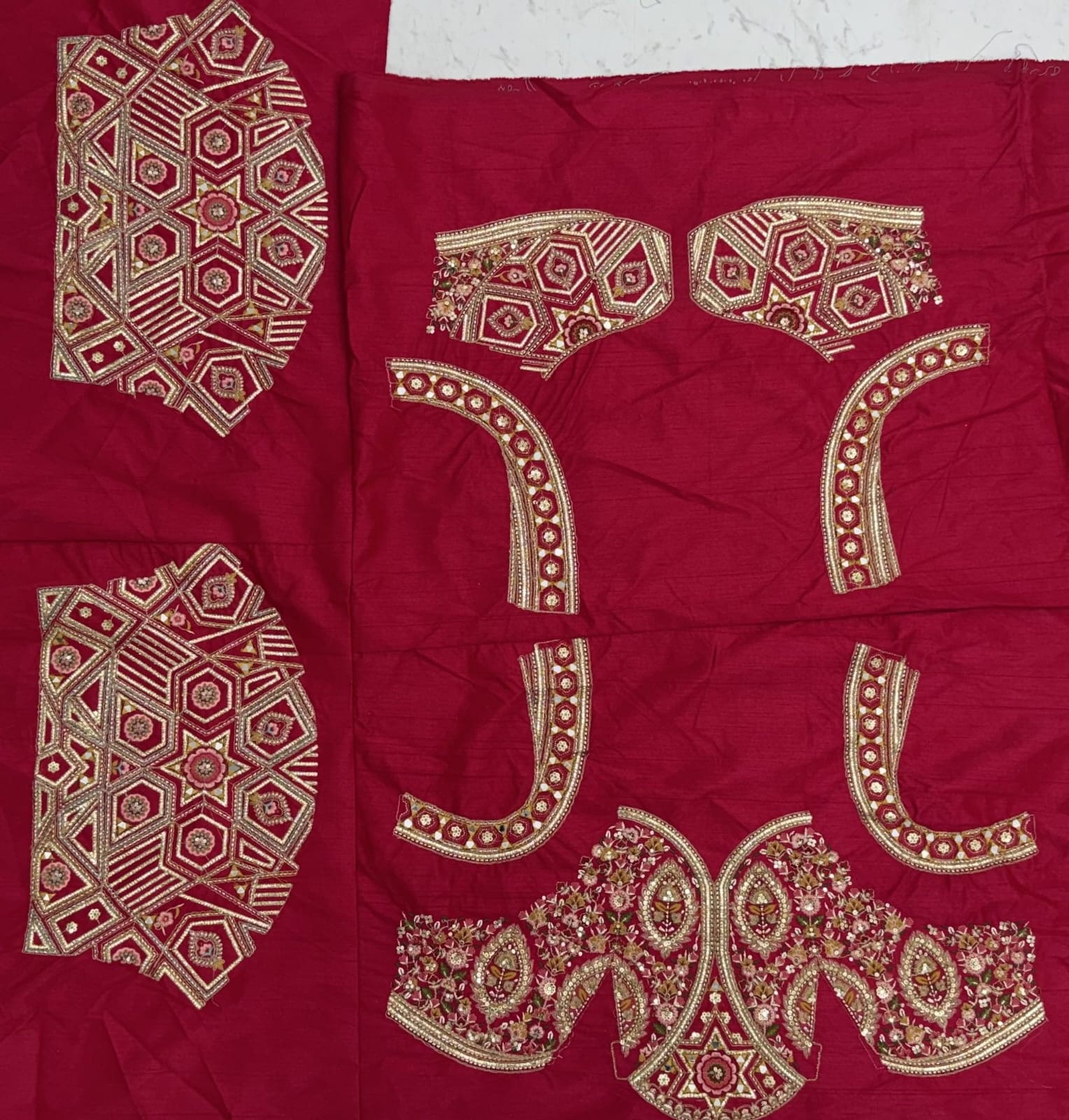 Rani Pure Soft Banarasi Gadhwal Silk Multi Thread Embroidery Sequins Work Bridal Lehenga Choli